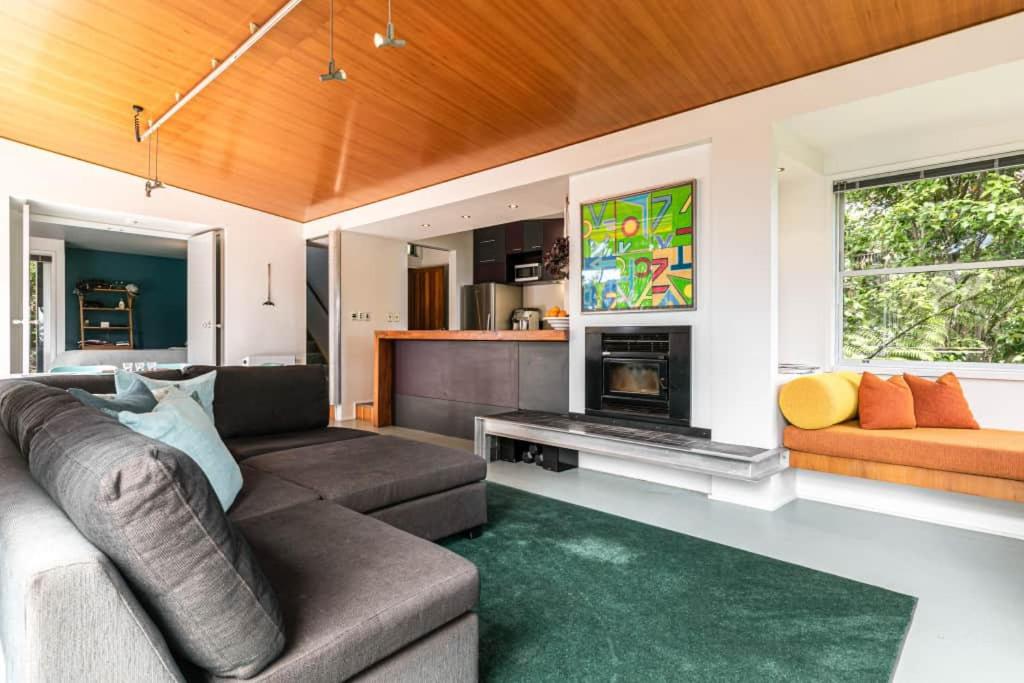 Two-Bedroom House photo 3