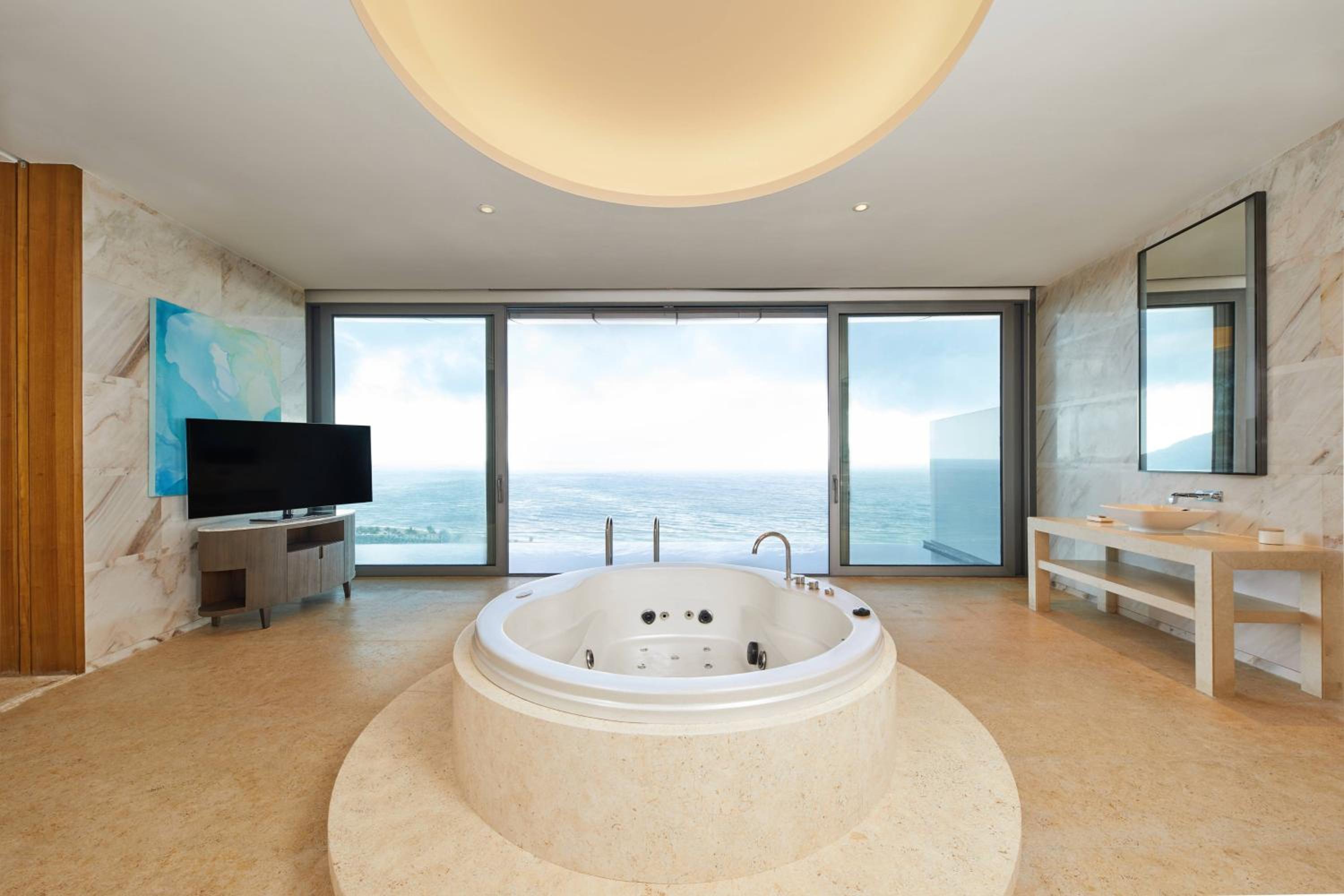 Presidential Suite, 2 Bedroom Presidential Suite, Ocean view photo 3