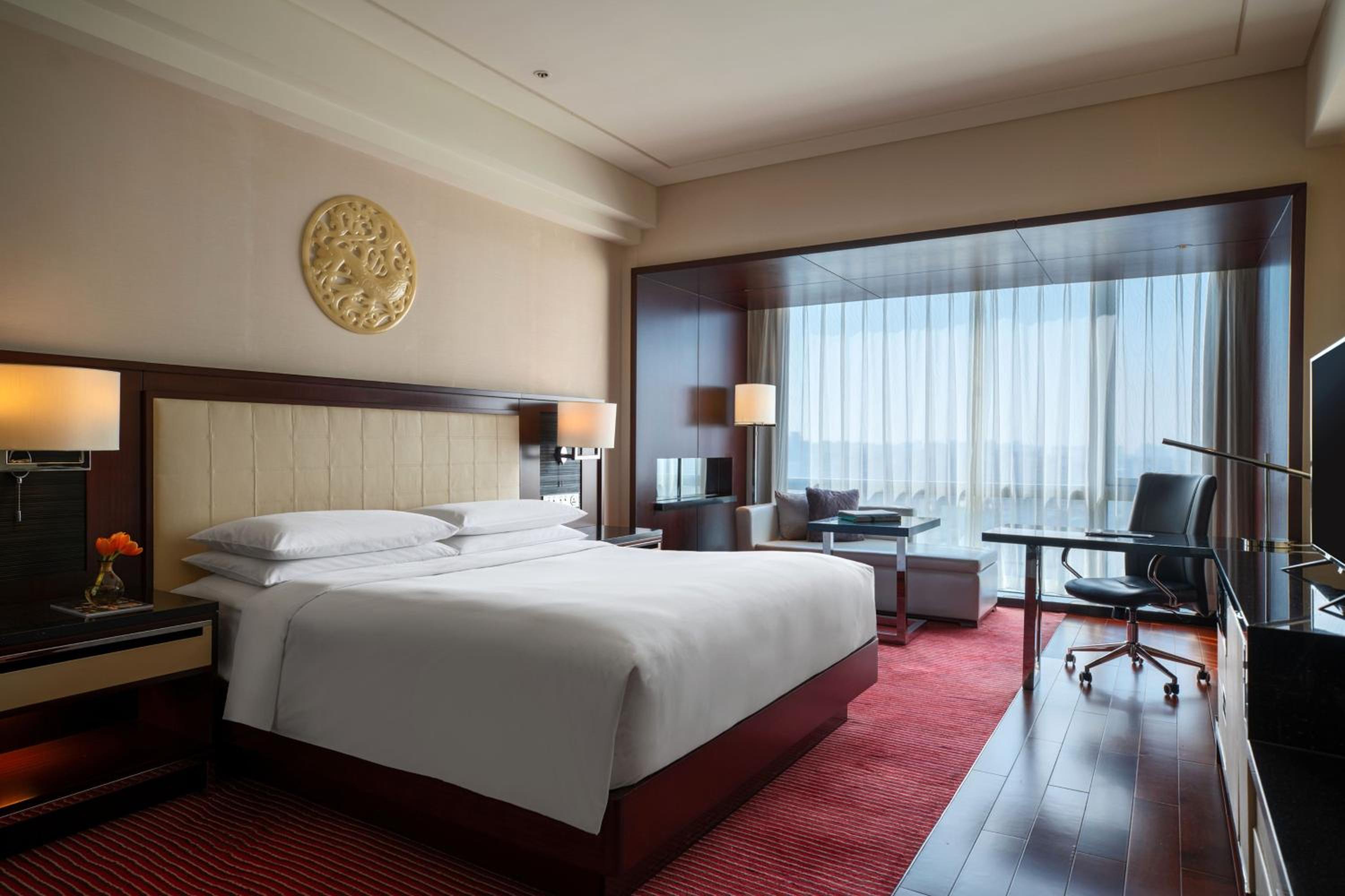 Guest room, 1 King (include 10% off for Food & Beverage)  - Photo 1