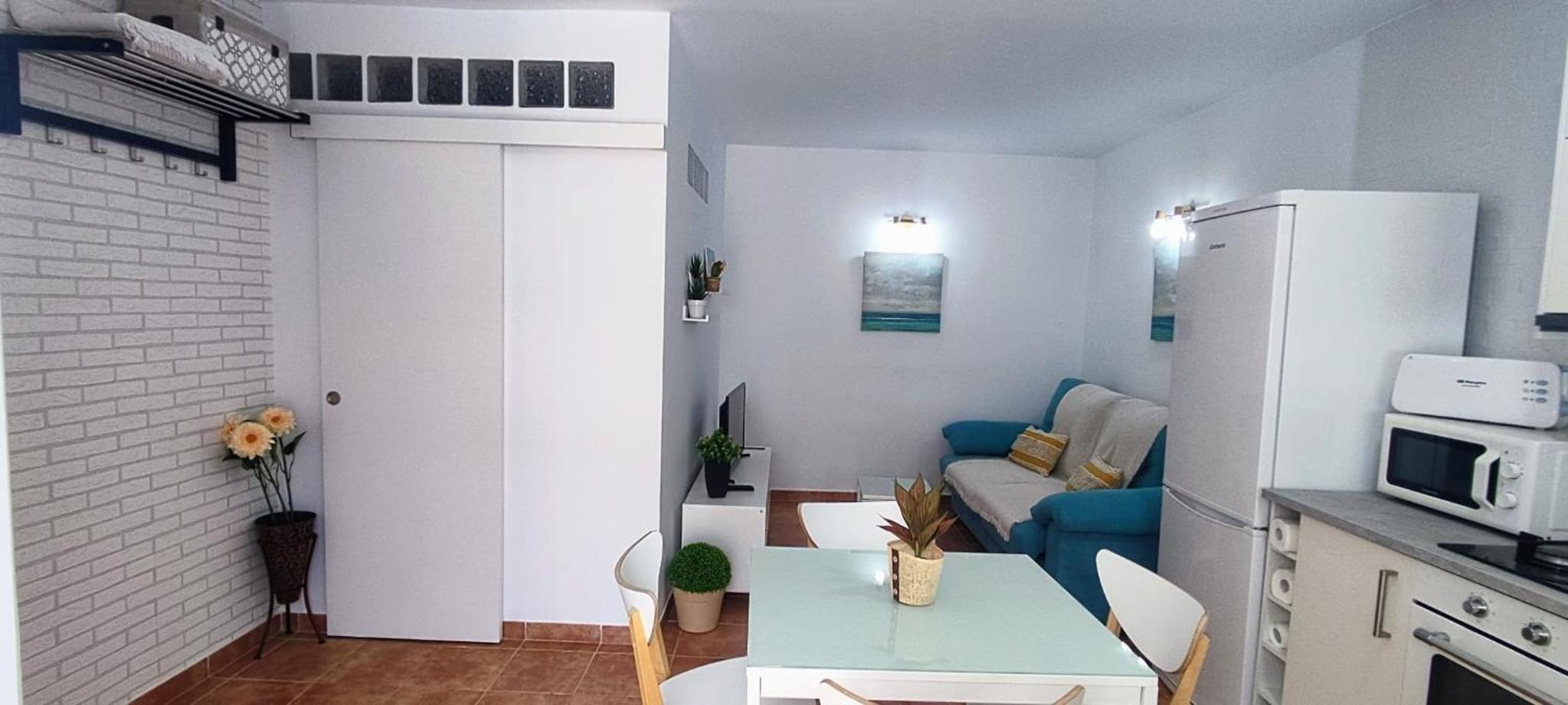 One-Bedroom Apartment photo 3
