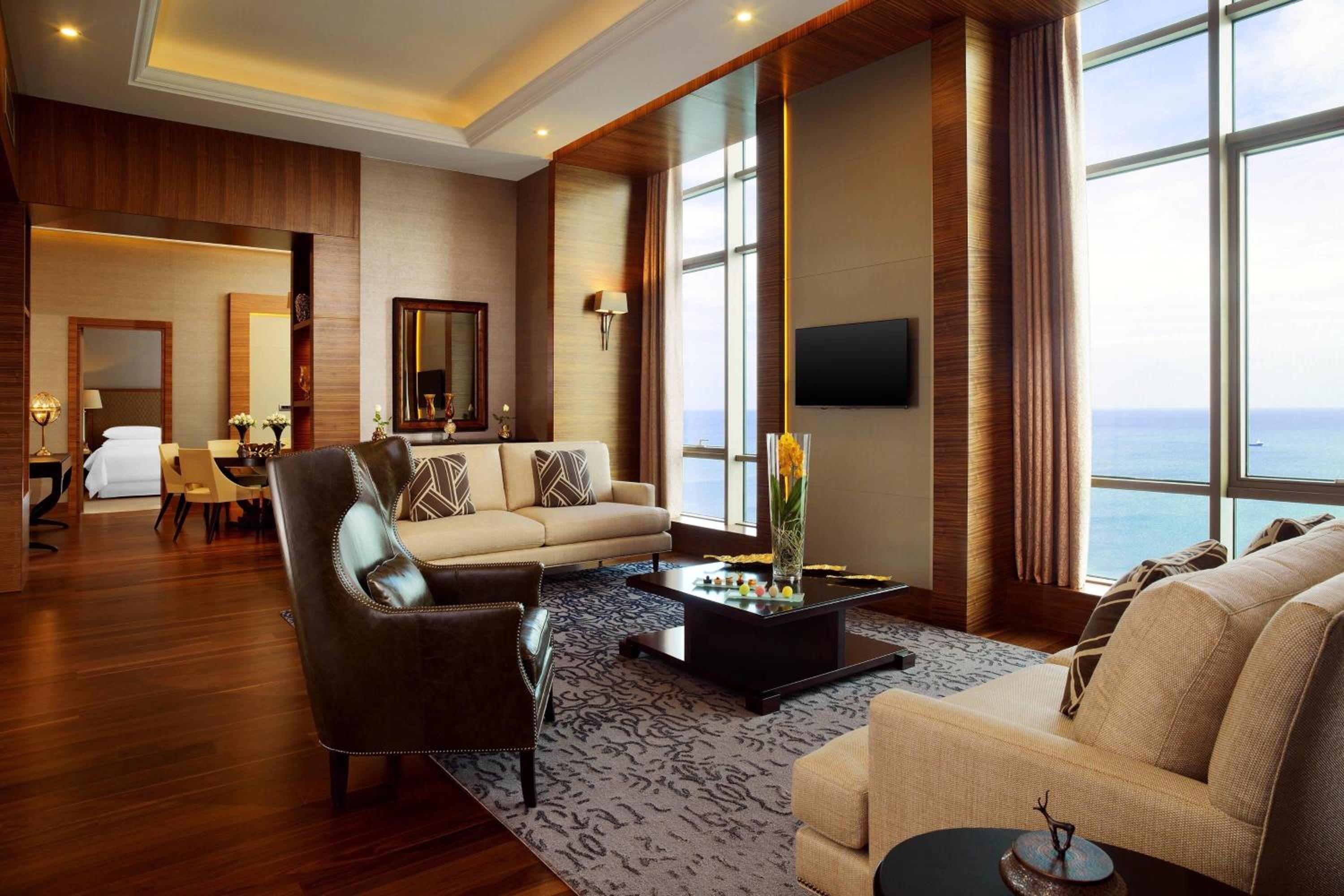 Presidential Suite, 1 King Bed, 2 Single Beds