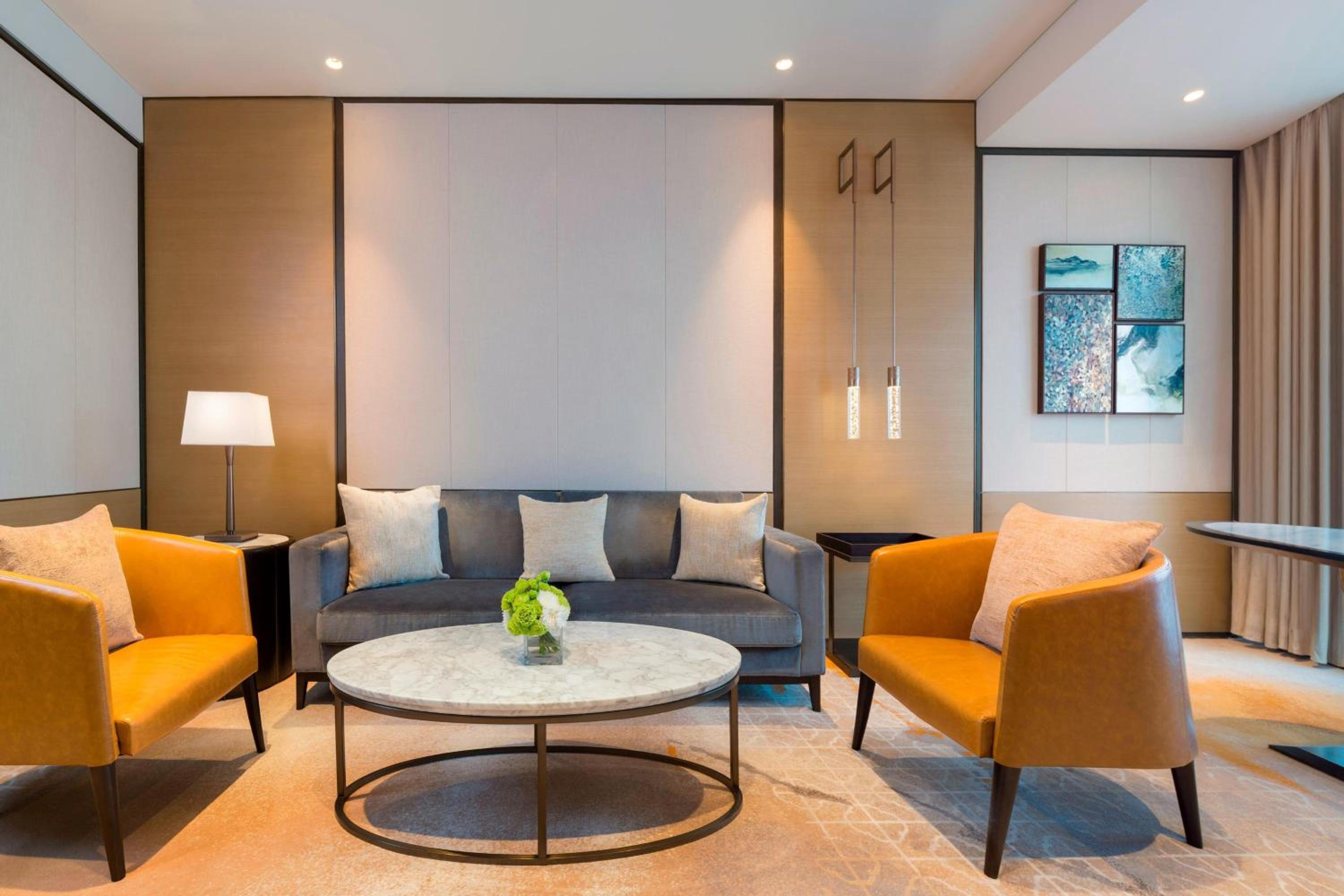Grand Deluxe Suite photo 2