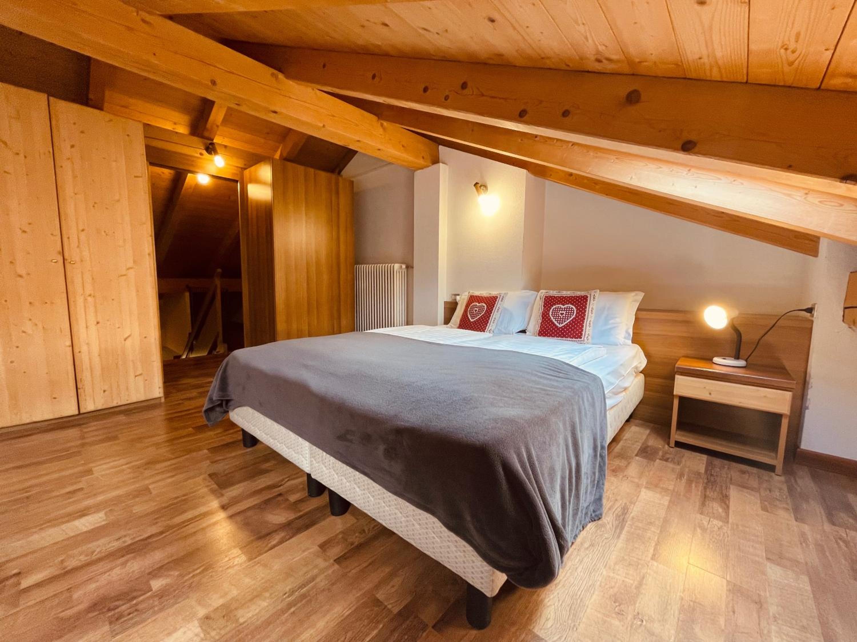 Duplex Apartment - Photo 3