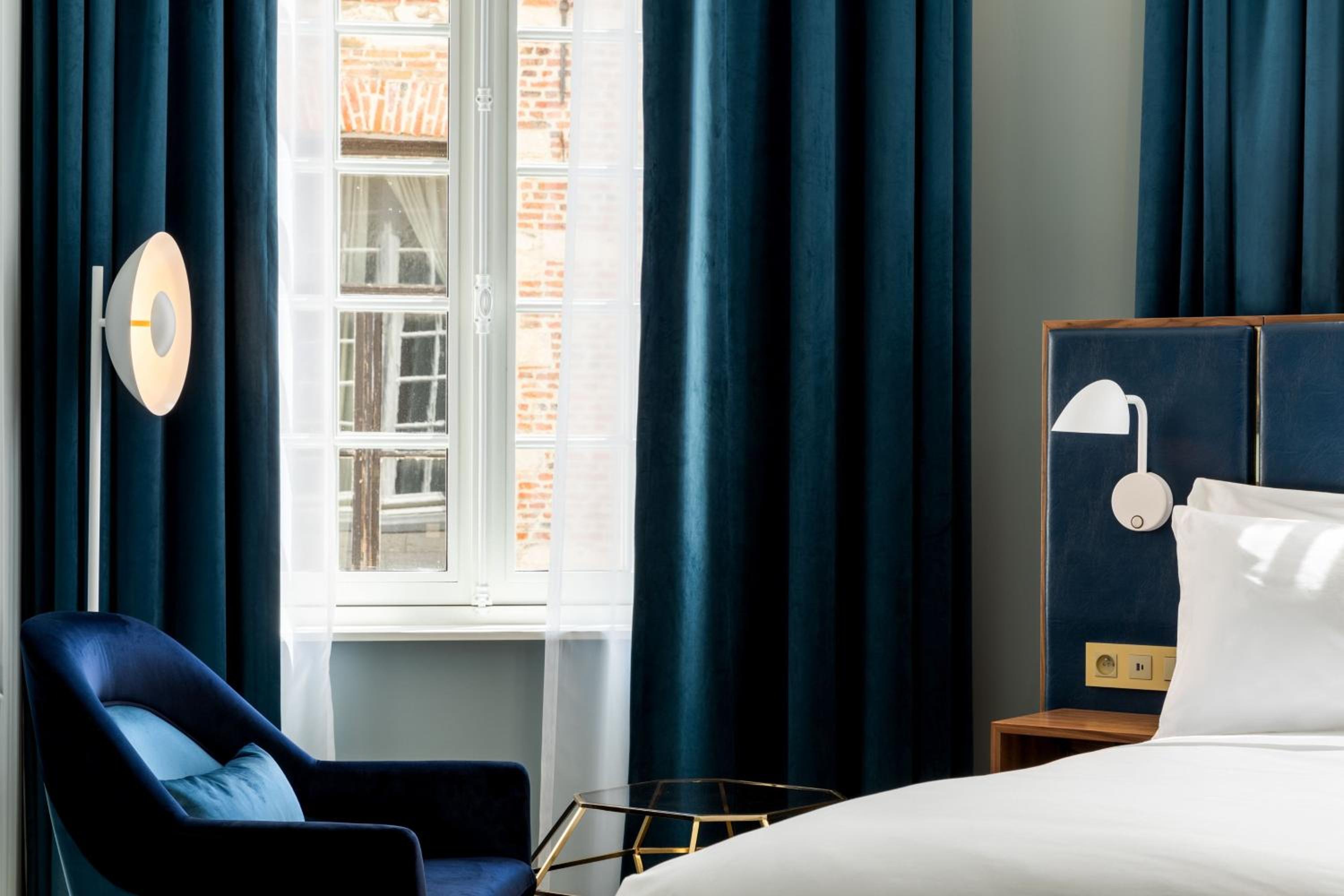 Emerald King Guest Room - Photo 2