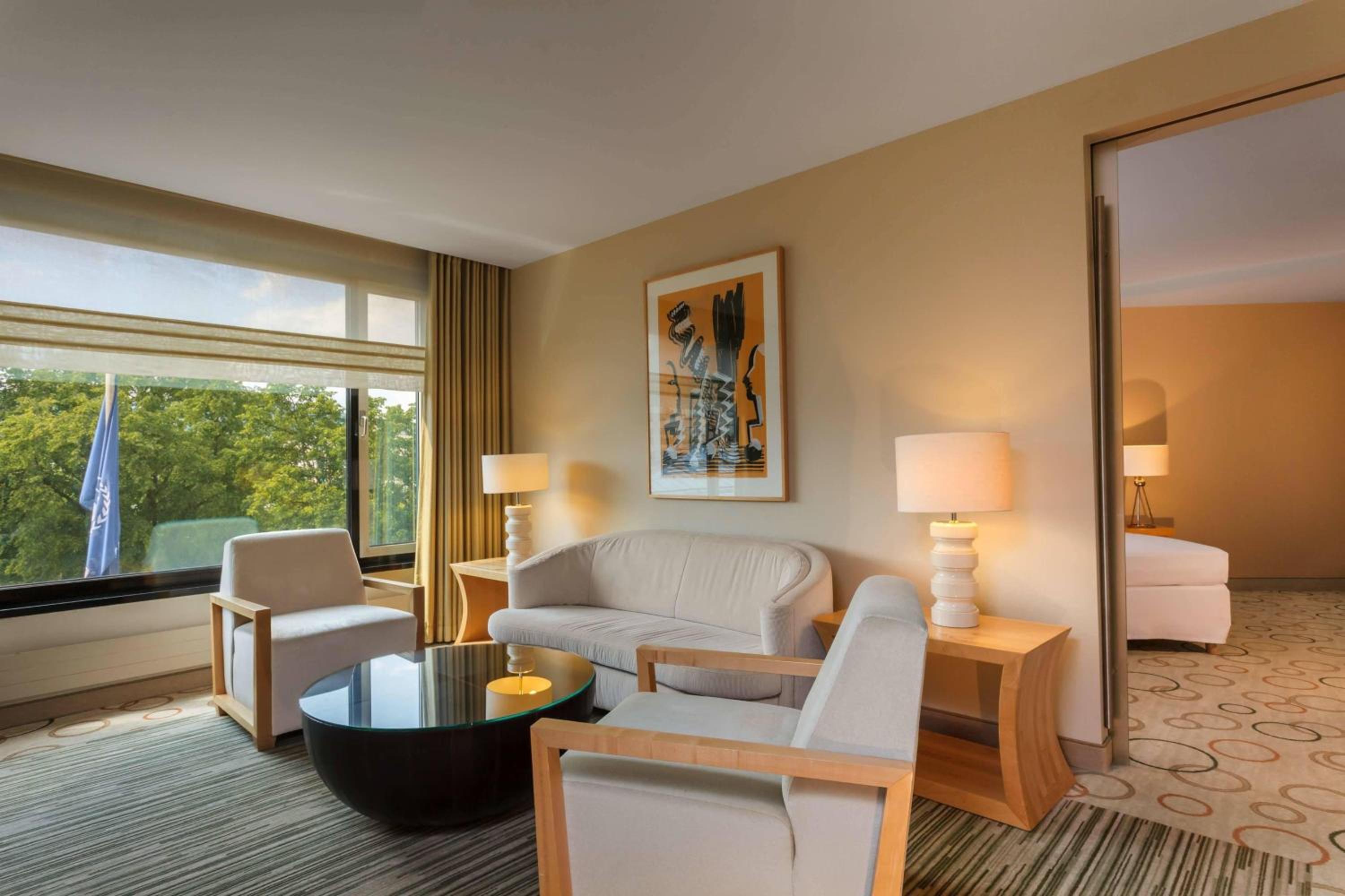 Executive Suite with City View