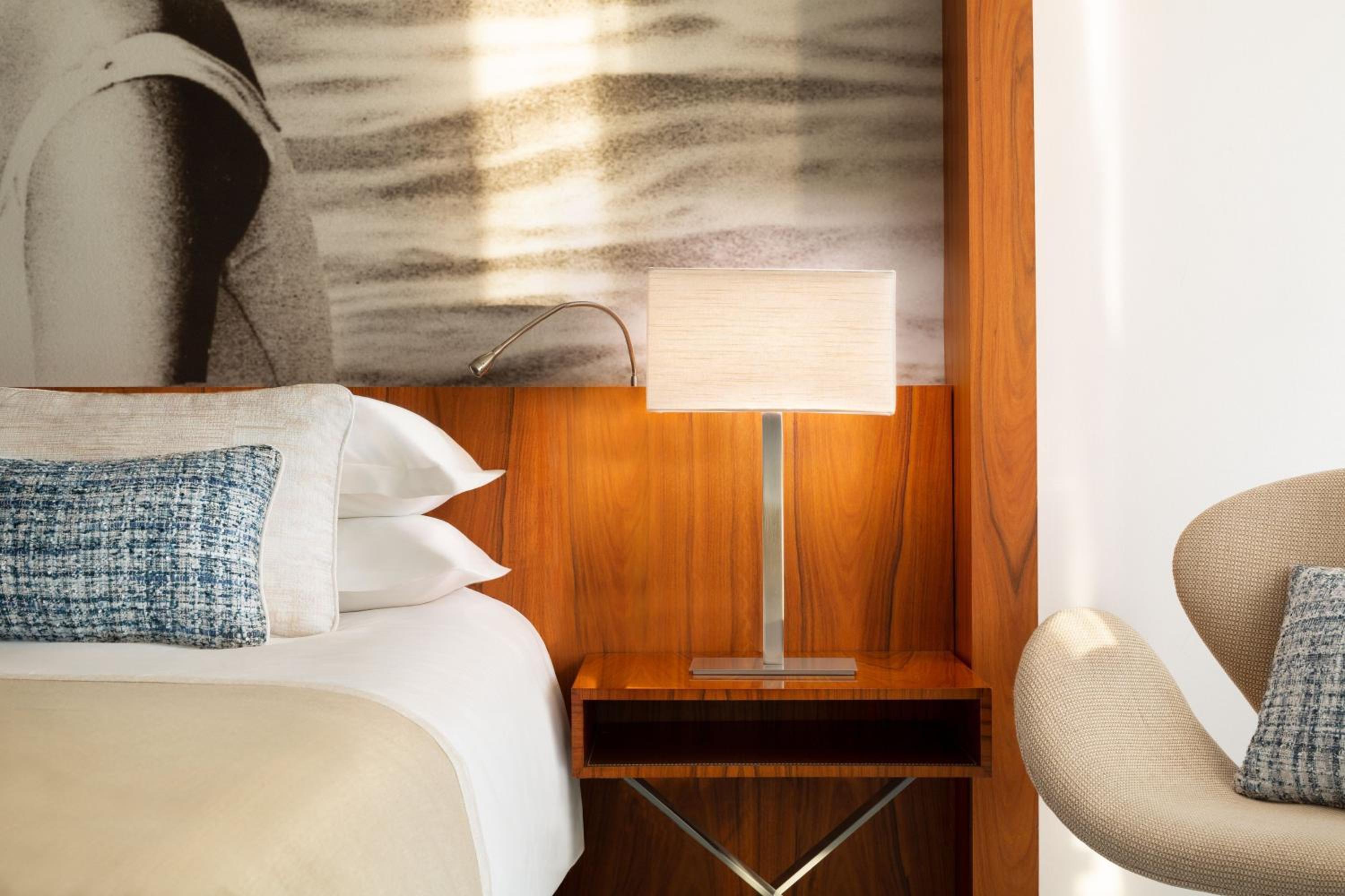 Deluxe Room with  City View   - Photo 3