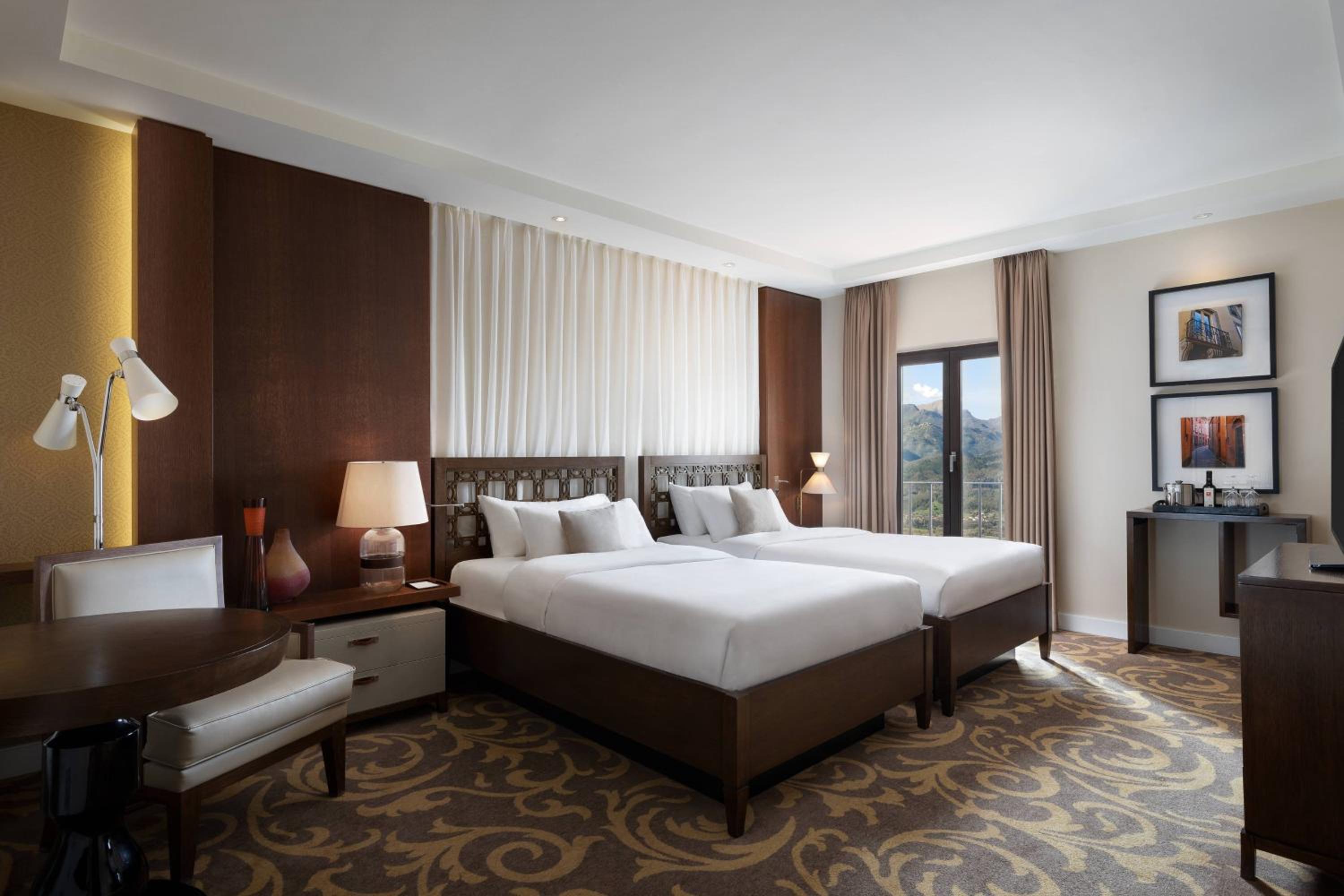 Deluxe Twin Room with View - Photo 1