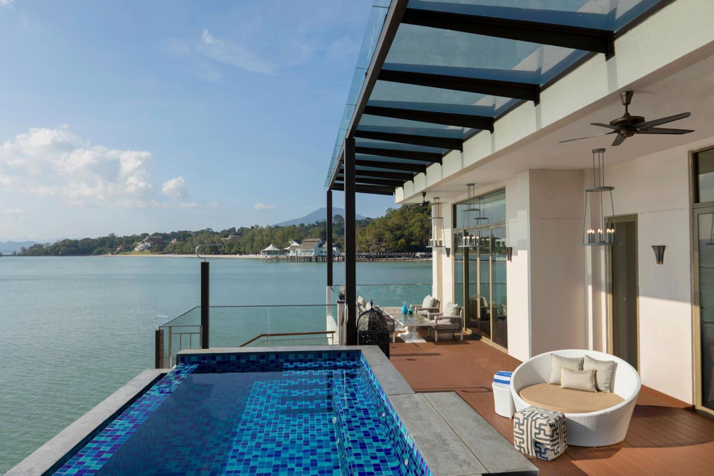 2 King-Betten, 1 Queen-Bett und 1 Einzelbett, Meerblick, Sonnenuntergangsblick, 4-Schlafzimmer-Villa