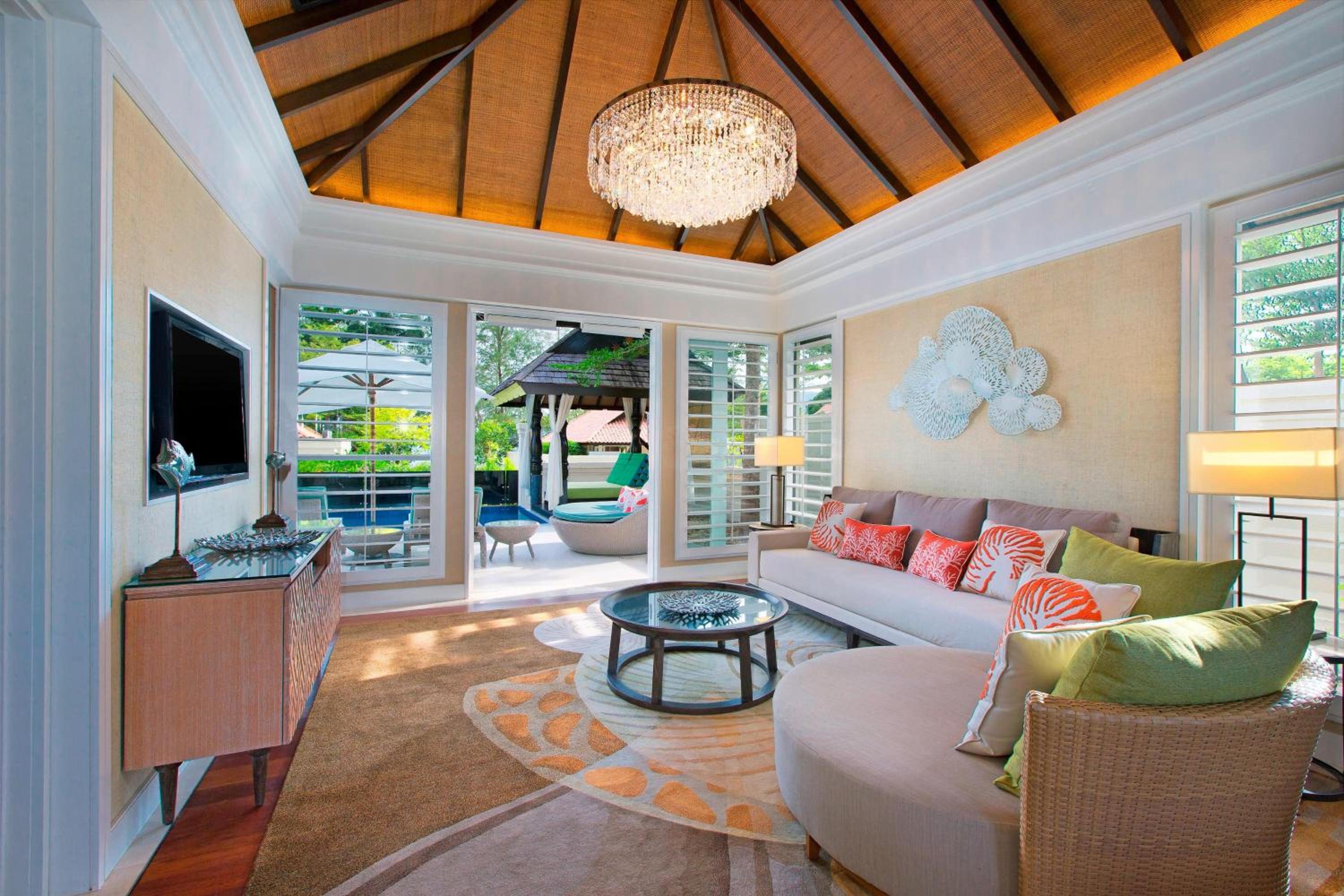 One-Bedroom King Villa with Private Pool and Partial Ocean View - Photo 2