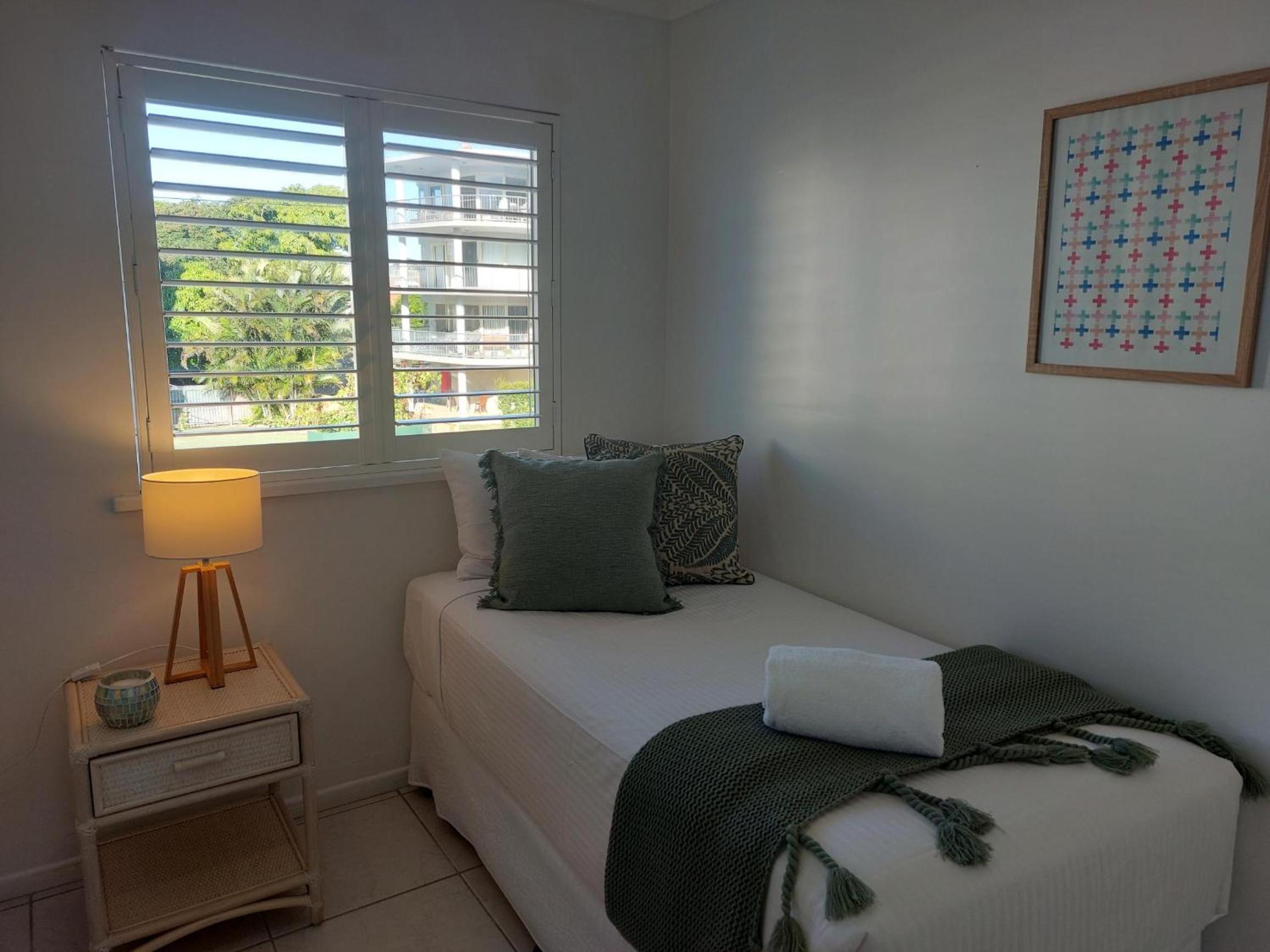 Beachview Two-Bedroom Apartment - Level 2 photo 3