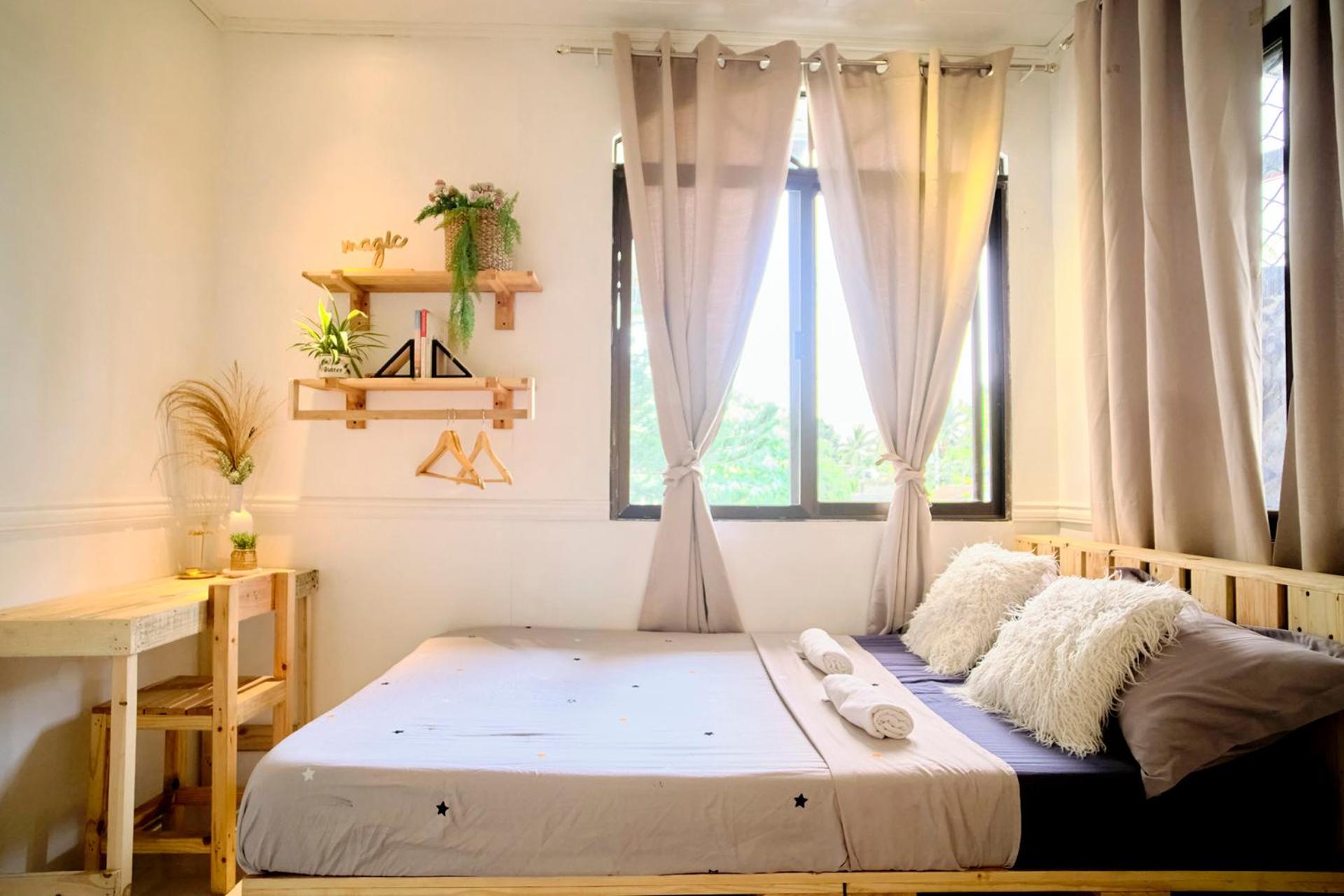 Budget Double Room photo 3