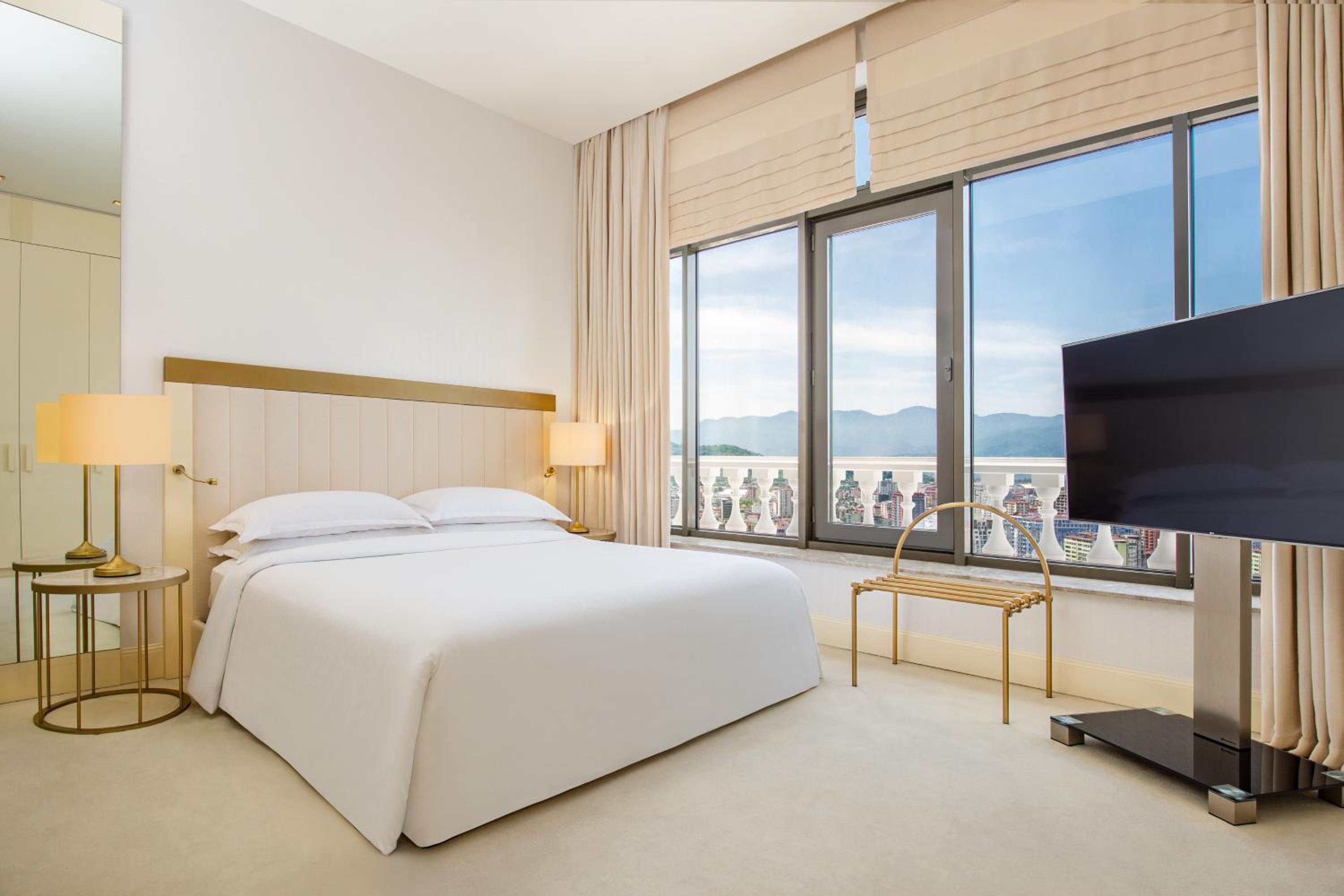 Penthouse Suite, Club lounge access - Photo 4