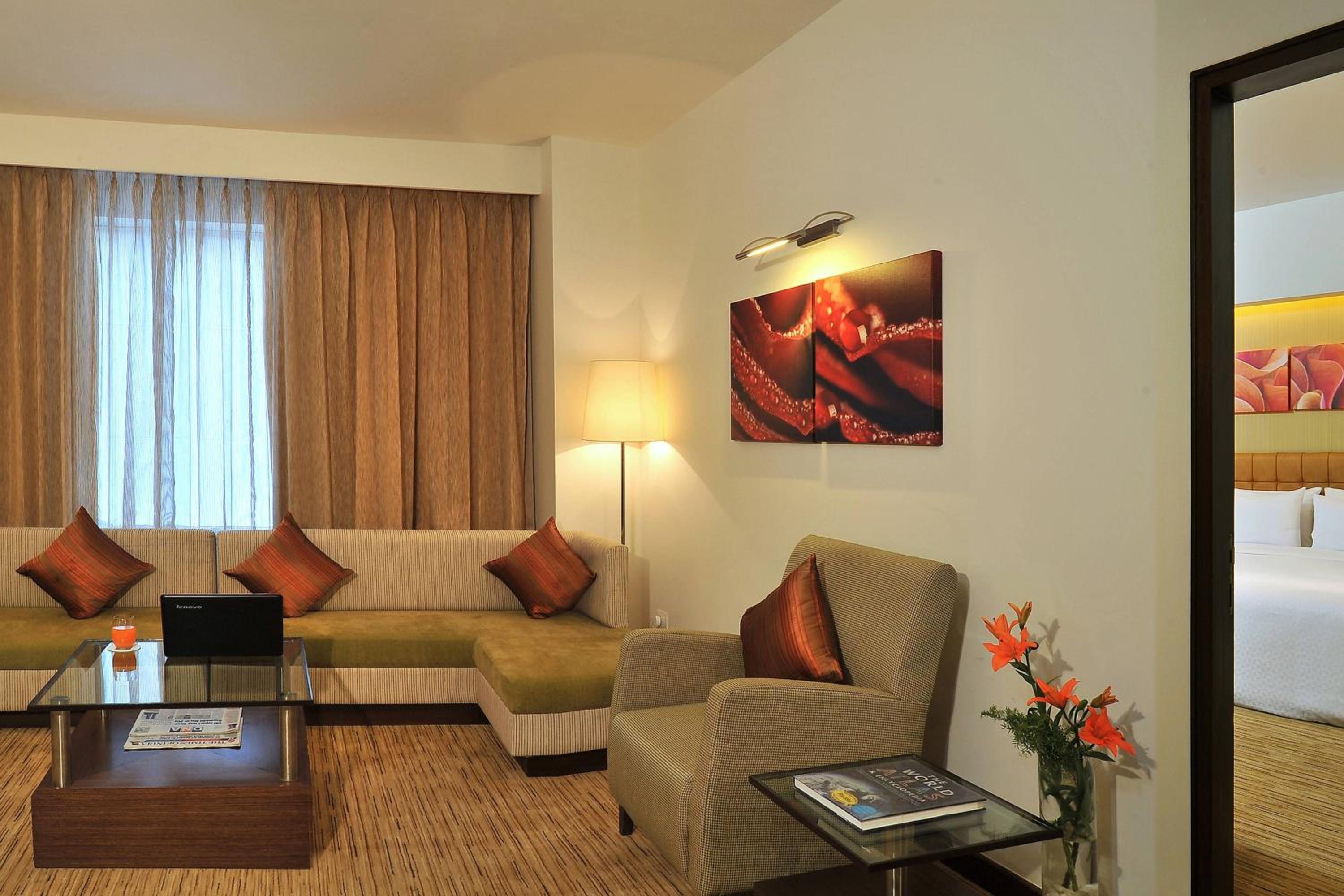 Executive Suite with Pool view with 30% discount on Food & Soft Beverages and Complimentary Lounge Access with 2 IMFL drinks & snack buffet during 1800 to 2000 hrs photo