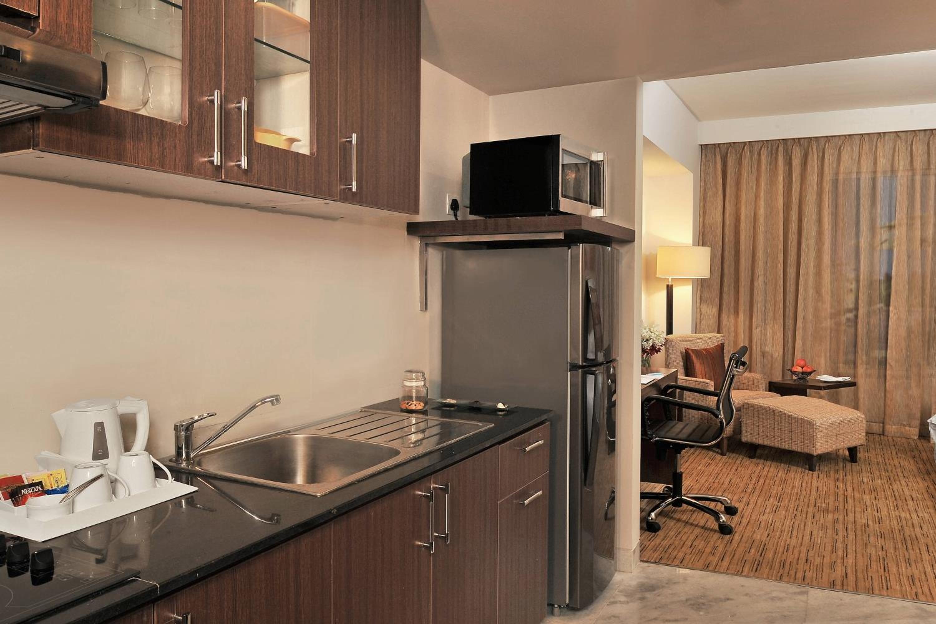 Studio Apartment with Kitchenette with 30% discount on Food & Soft Beverages