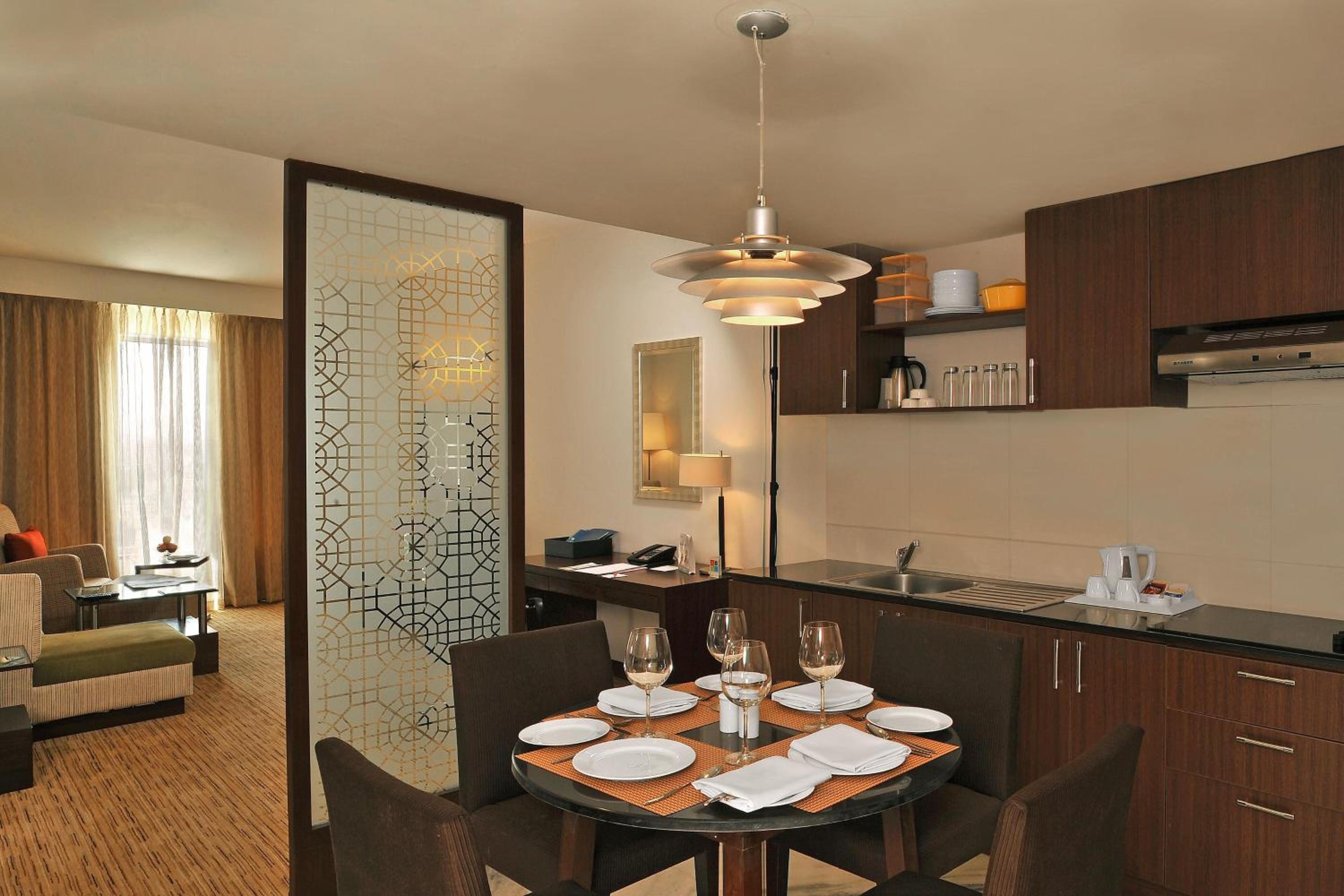550 sqft Bedroom Apartment with Kitchenette with 30% discount on Food & Soft Beverages and Complimentary Lounge Access with 2 IMFL drinks & snack buffet during 1800 to 2000 hrs photo 2