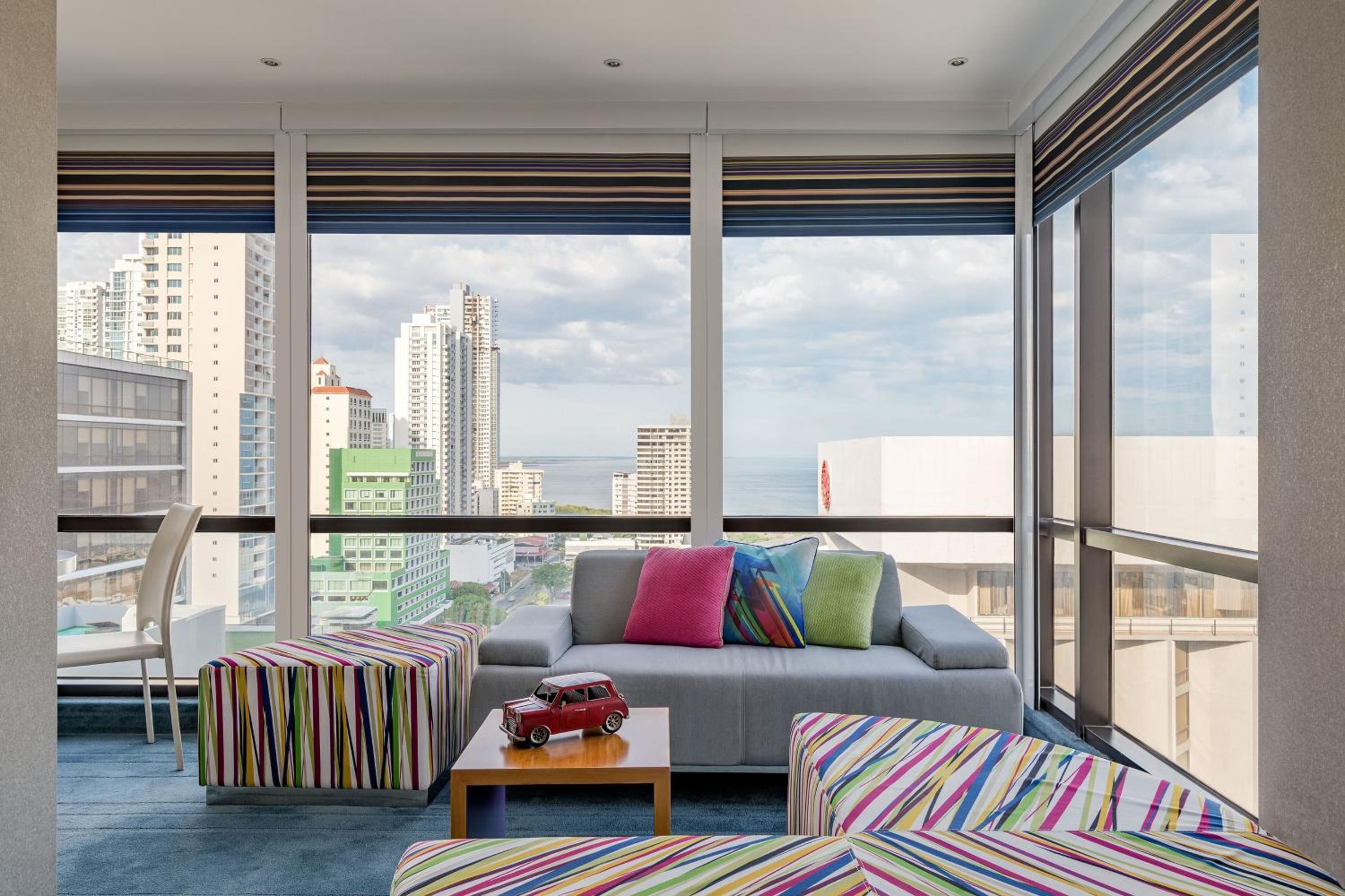 Aloft, Junior Suite, 2 Queen, City view, Corner room photo 3