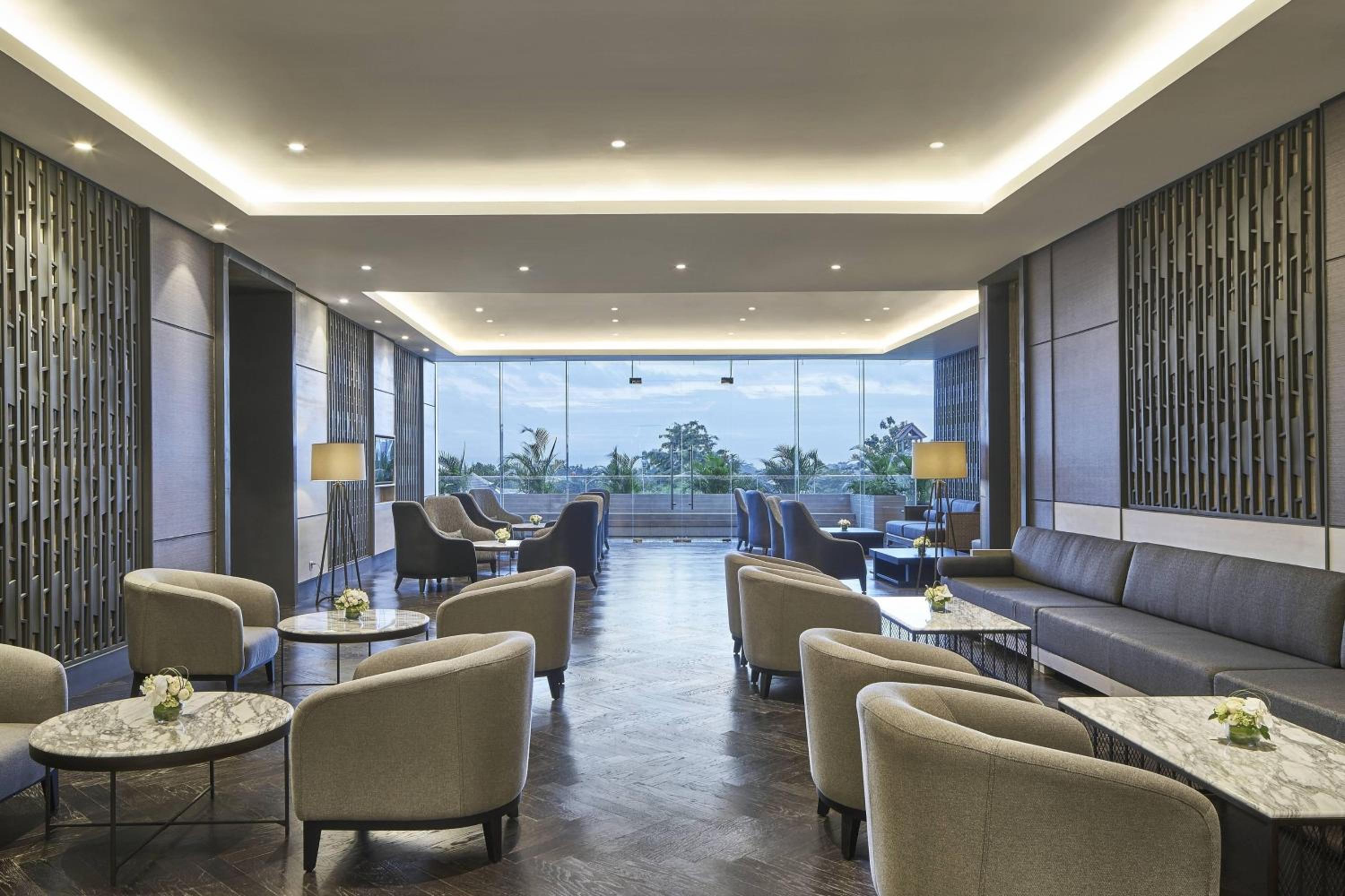 One-Bedroom Presidential King Suite - M Club Lounge Access
