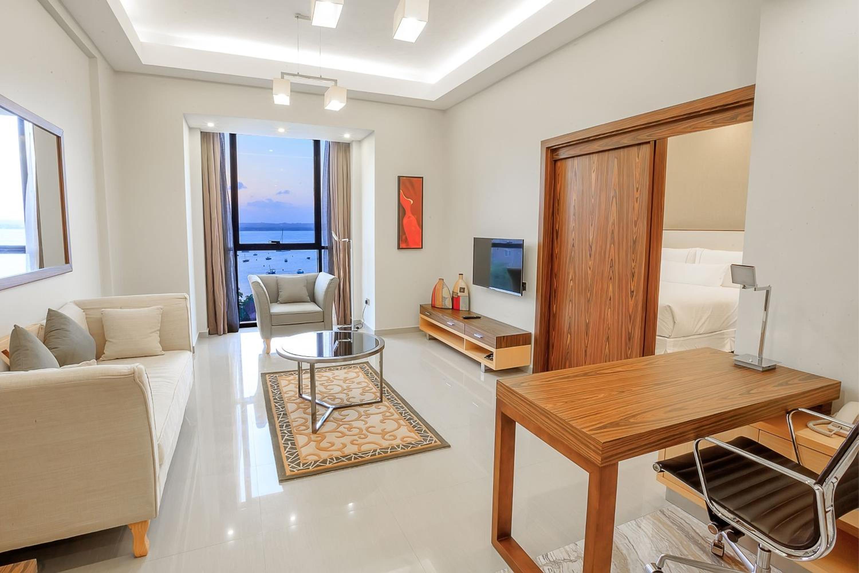 Premier King Apartment - Photo 8