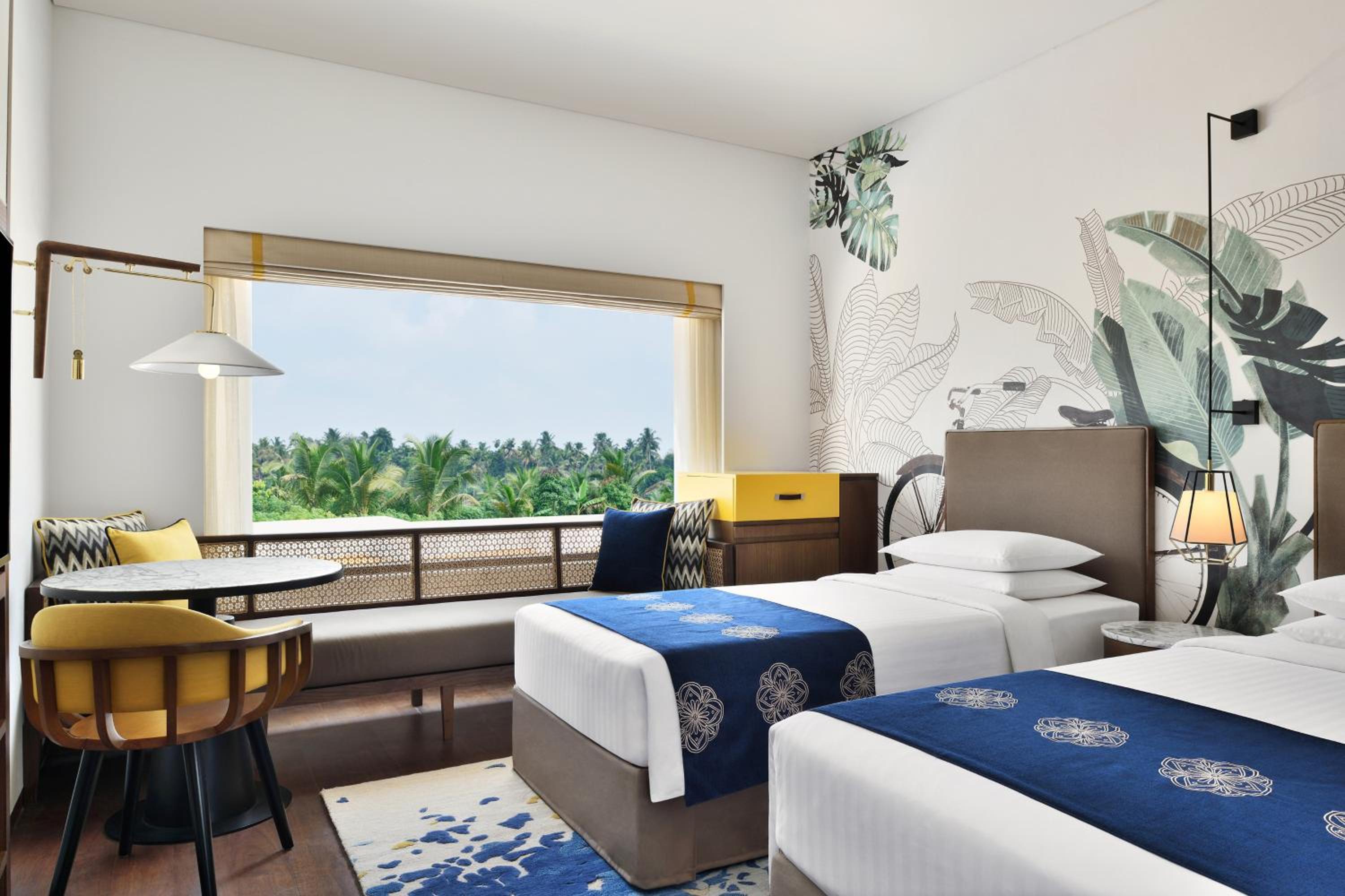 Deluxe Twin Room, Complimentary Airport Transfers and Tea Tales with Lila from 5pm to 6pm.2 Way Airport Transfers Buy one drink, get a second free with our Happy Hour offer photo 3
