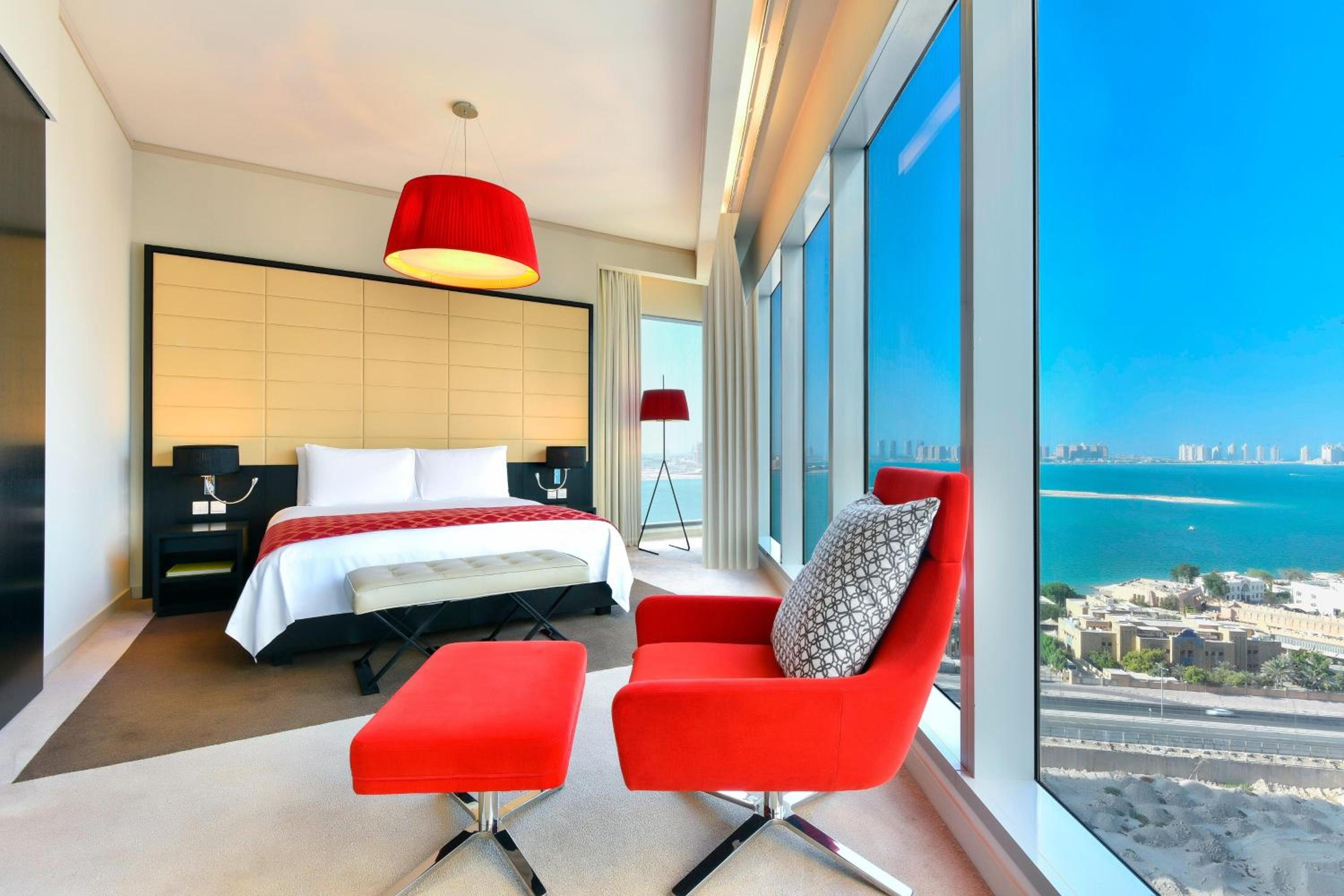 Witty Residential Suite Sea View, 1 Bedroom Larger Apartment