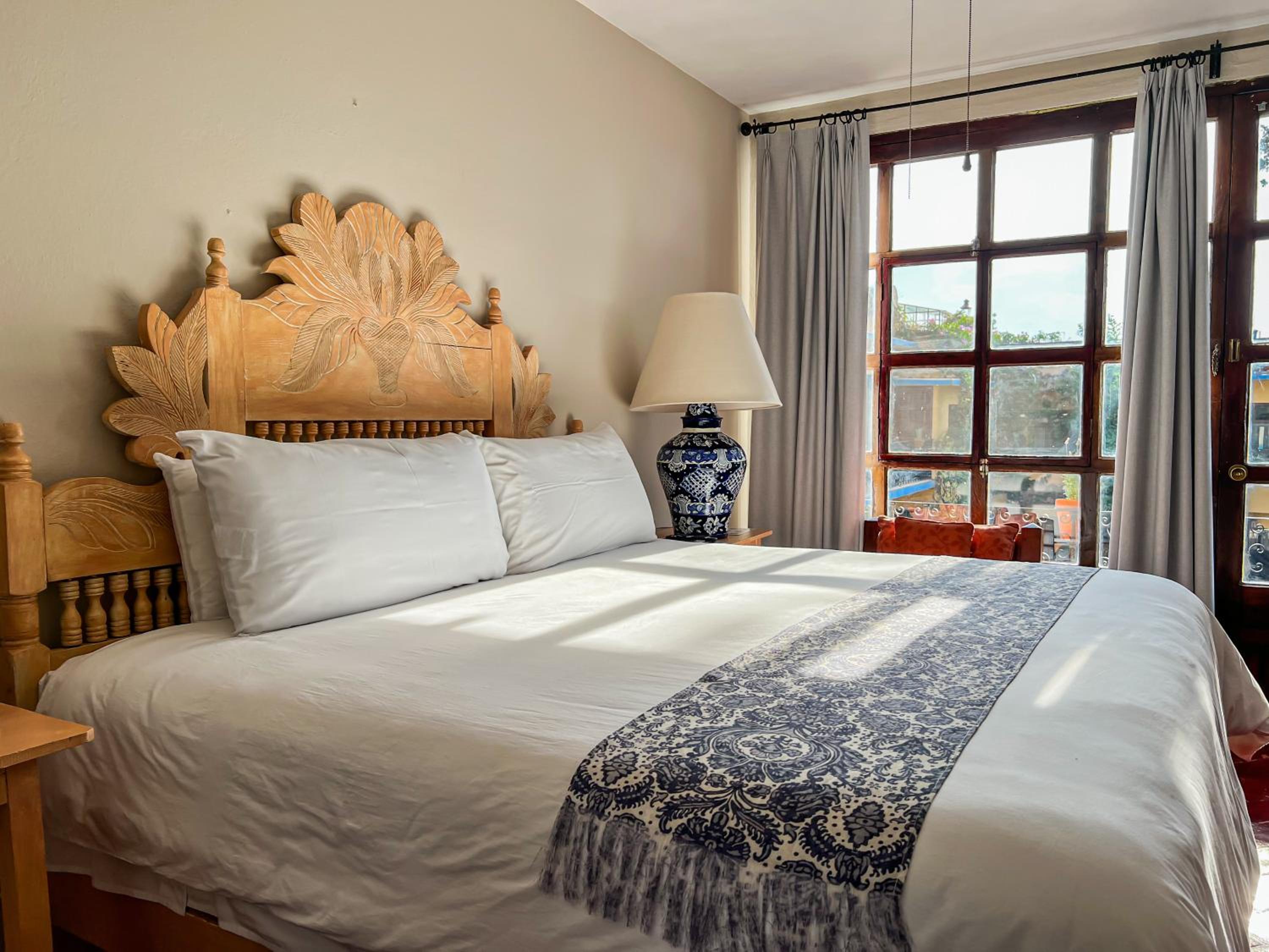 Standard King Room - Photo 1
