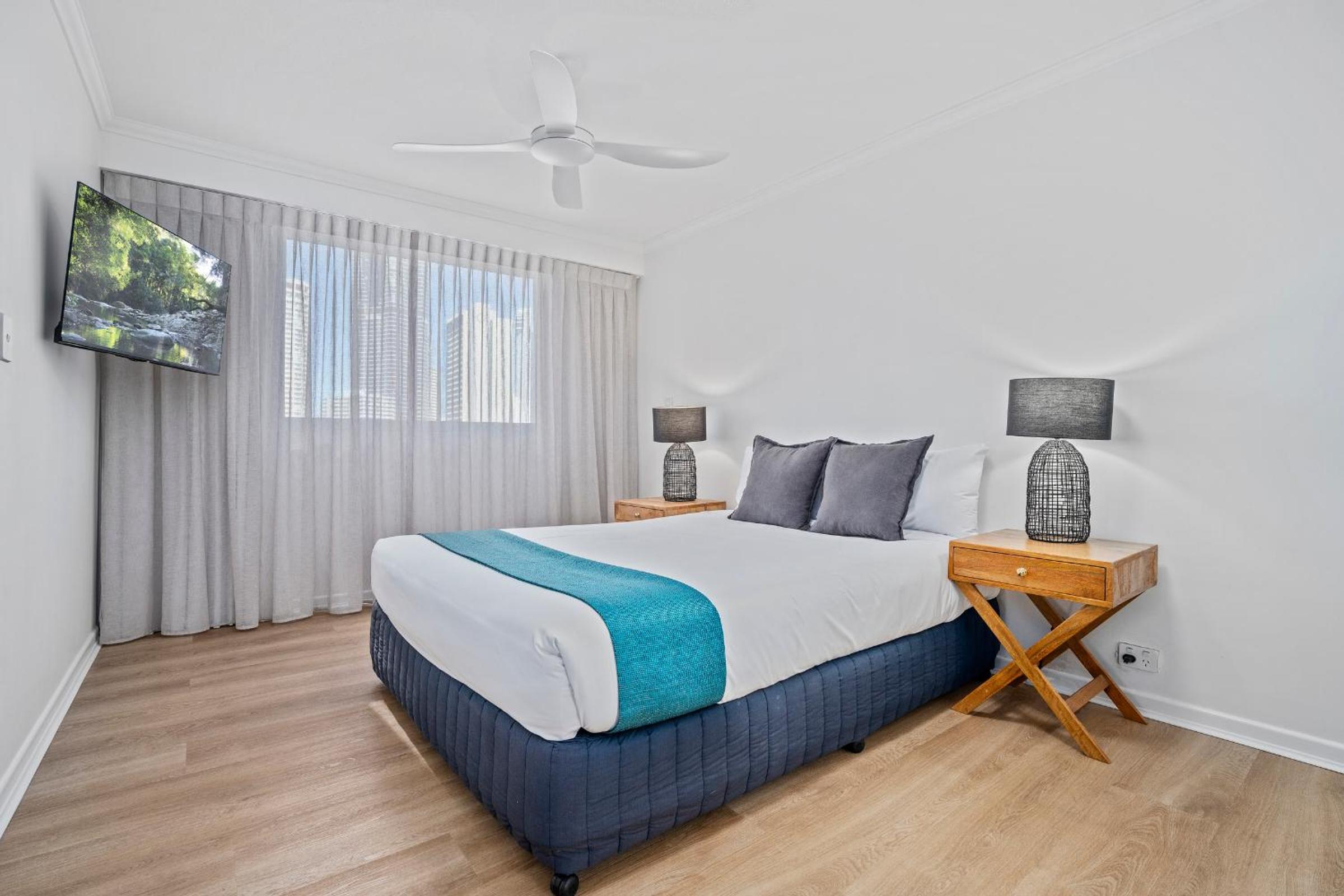 One-Bedroom Suite Deluxe - Photo 20