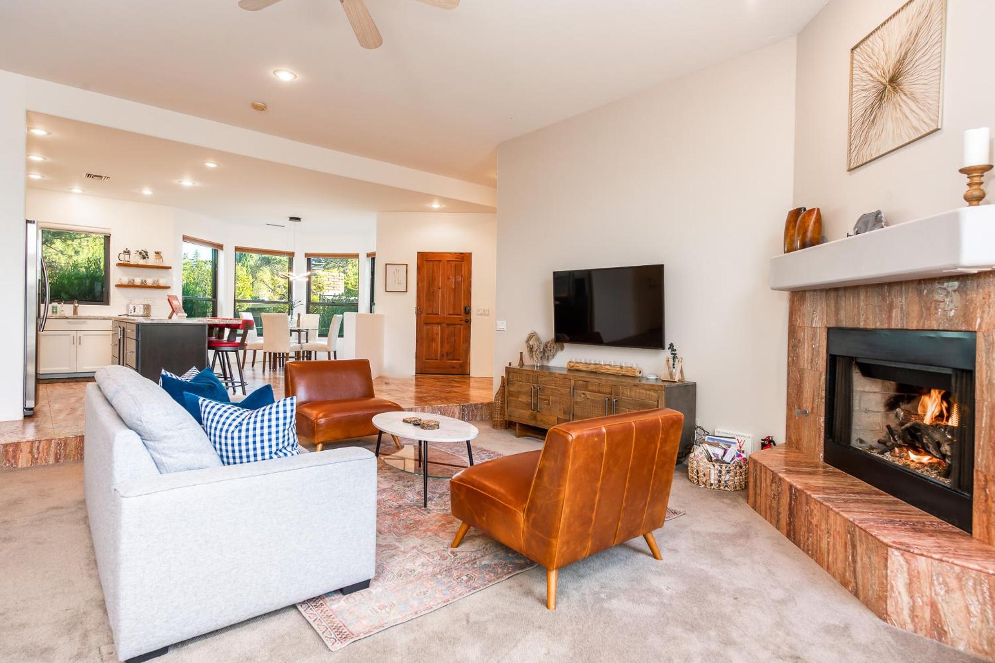 Three-Bedroom House - Photo 29