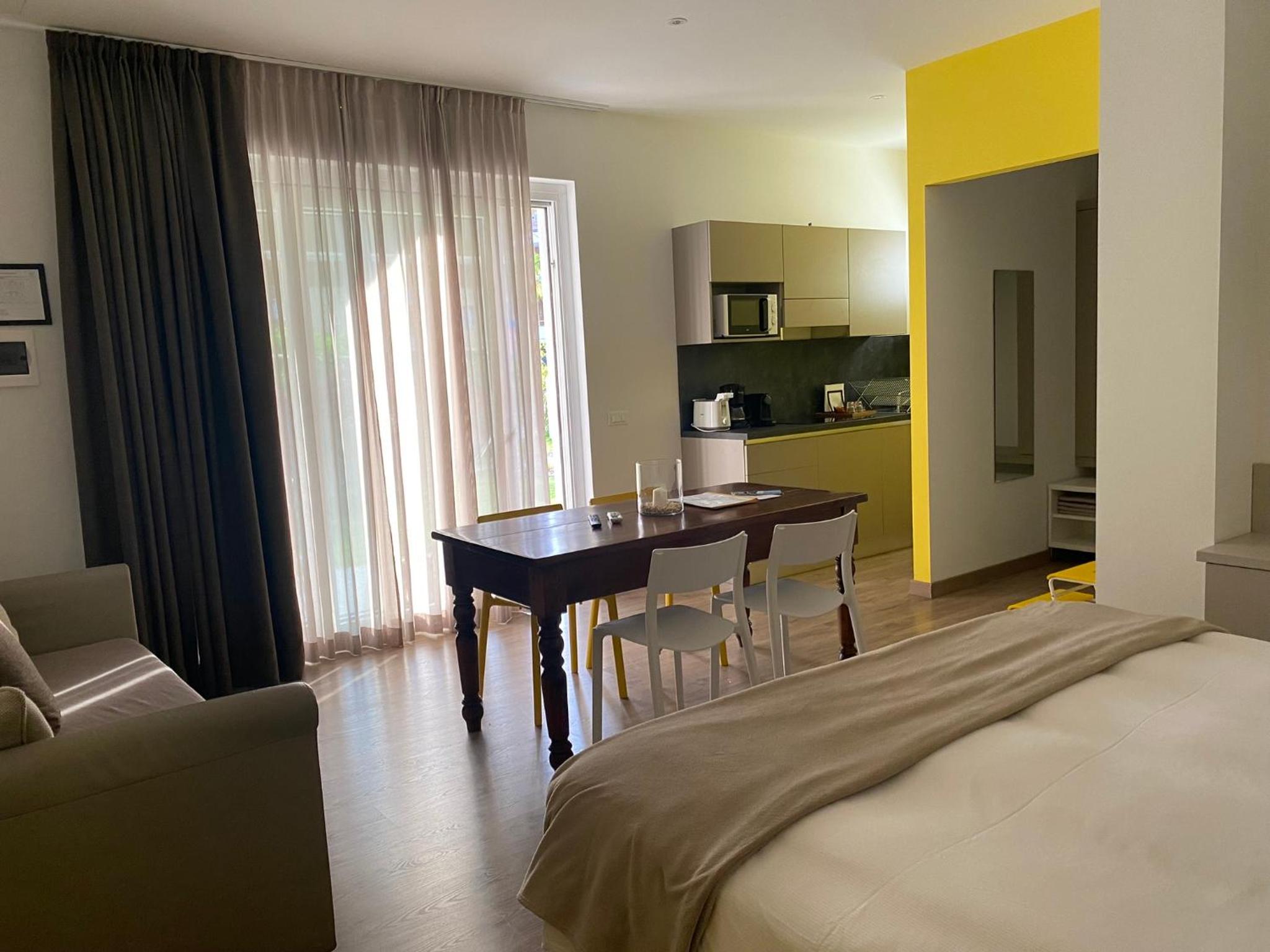 Studio Apartment