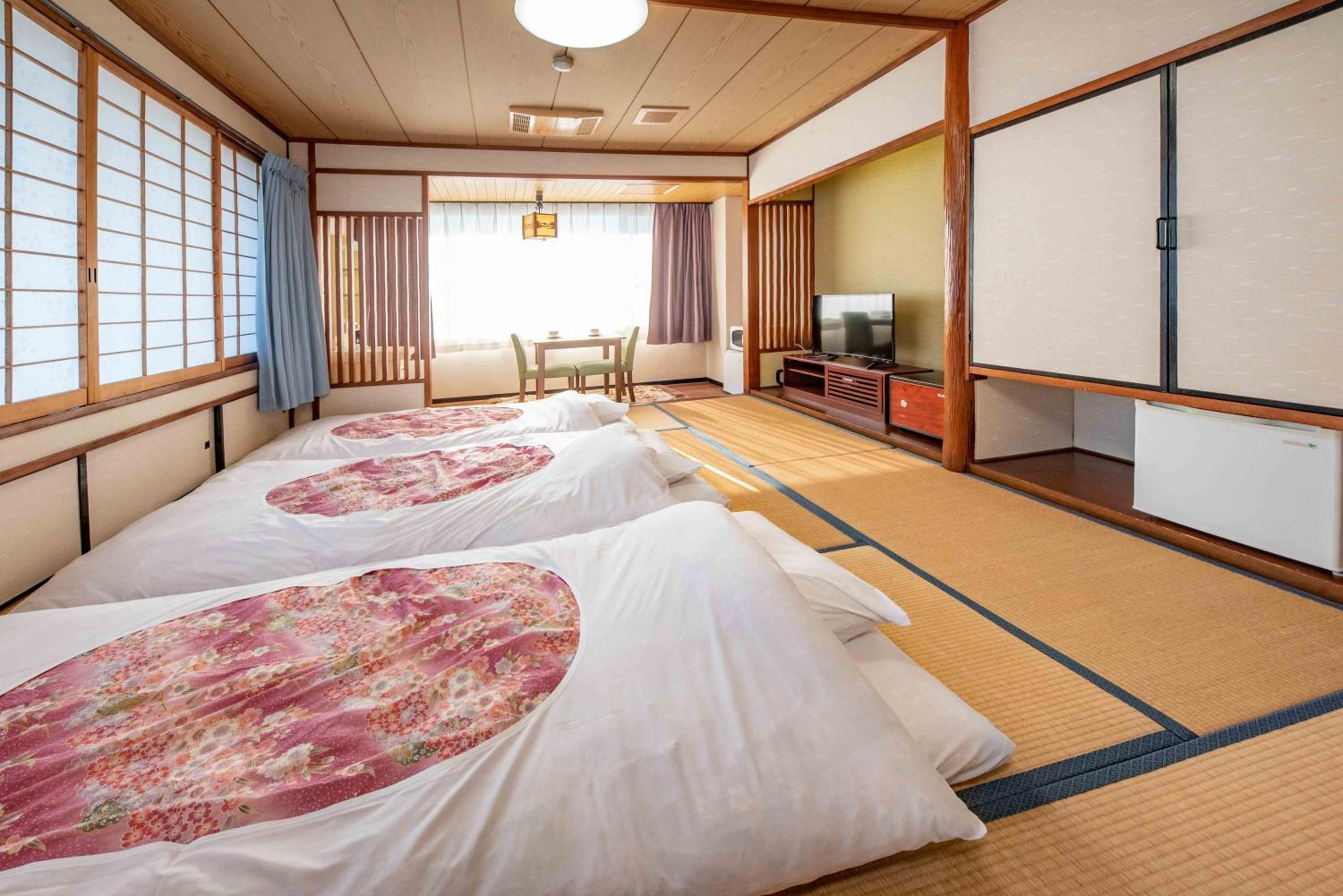 Japanese-Style Room - Photo 11