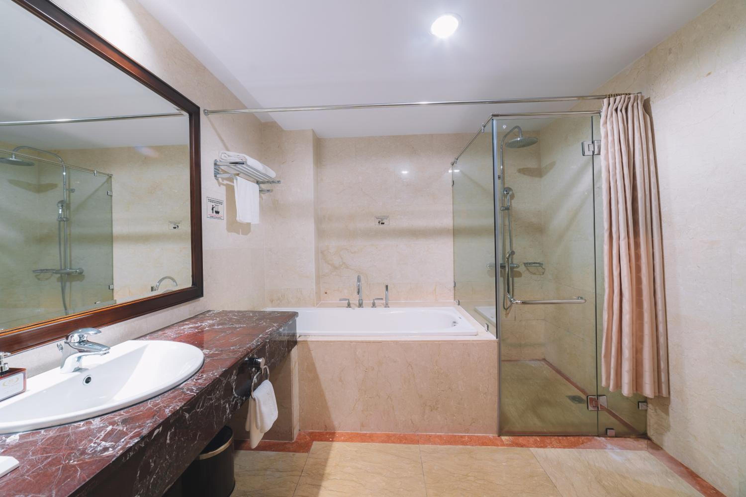 Executive Double Suite photo 2