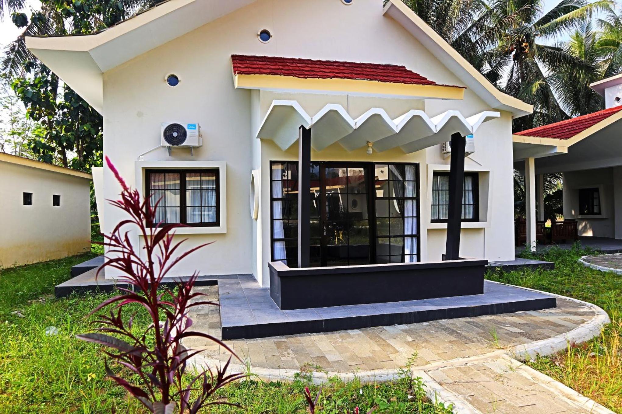 Three-Bedroom Bungalow photo 3