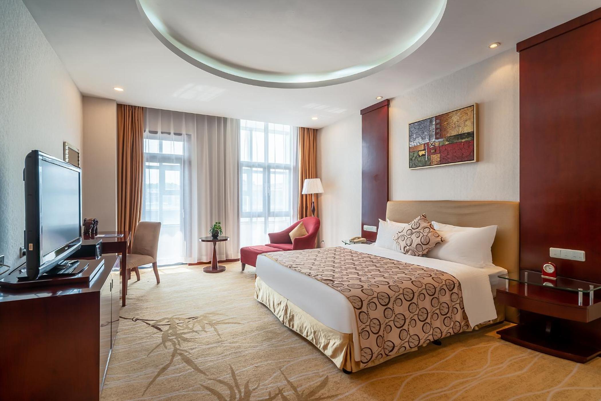 Deluxe Executive Suite