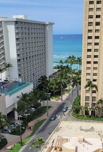 Waikiki Condo 2 Bedrooms 2 Bathrooms with 1 free parking space: Two-Bedroom Apartment photo