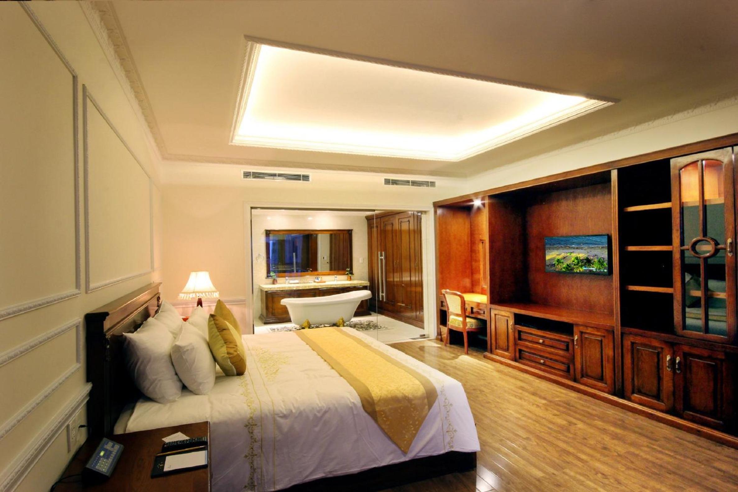 Suite thumbnail 6