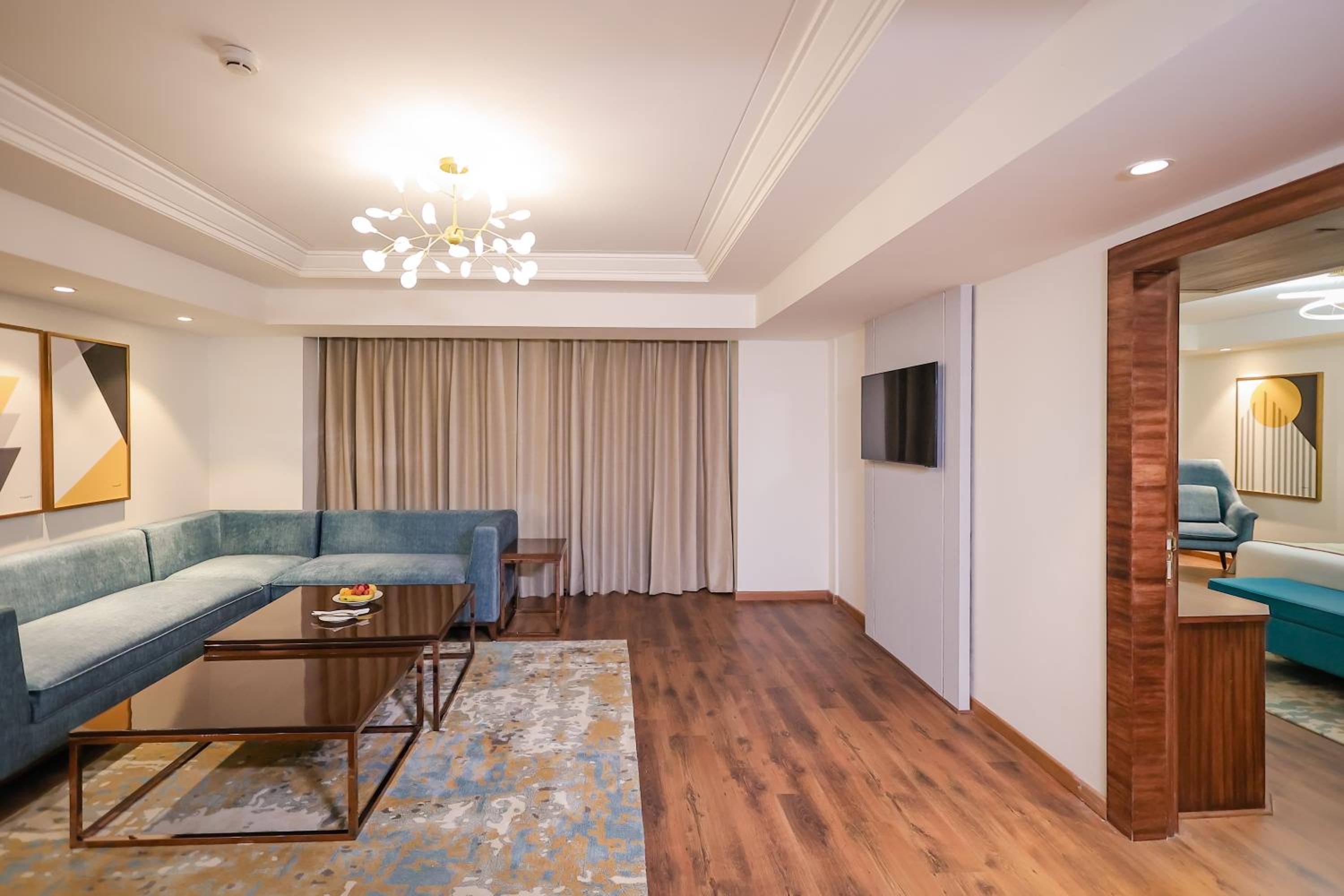 Premium Suite – Enjoy Happy Hours with 2+1 offer Timing – 3 pm – 7 Pm Premium Suite – Enjoy Happy Hours with 2+1 offer Timing – 3 pm – 7 Pm