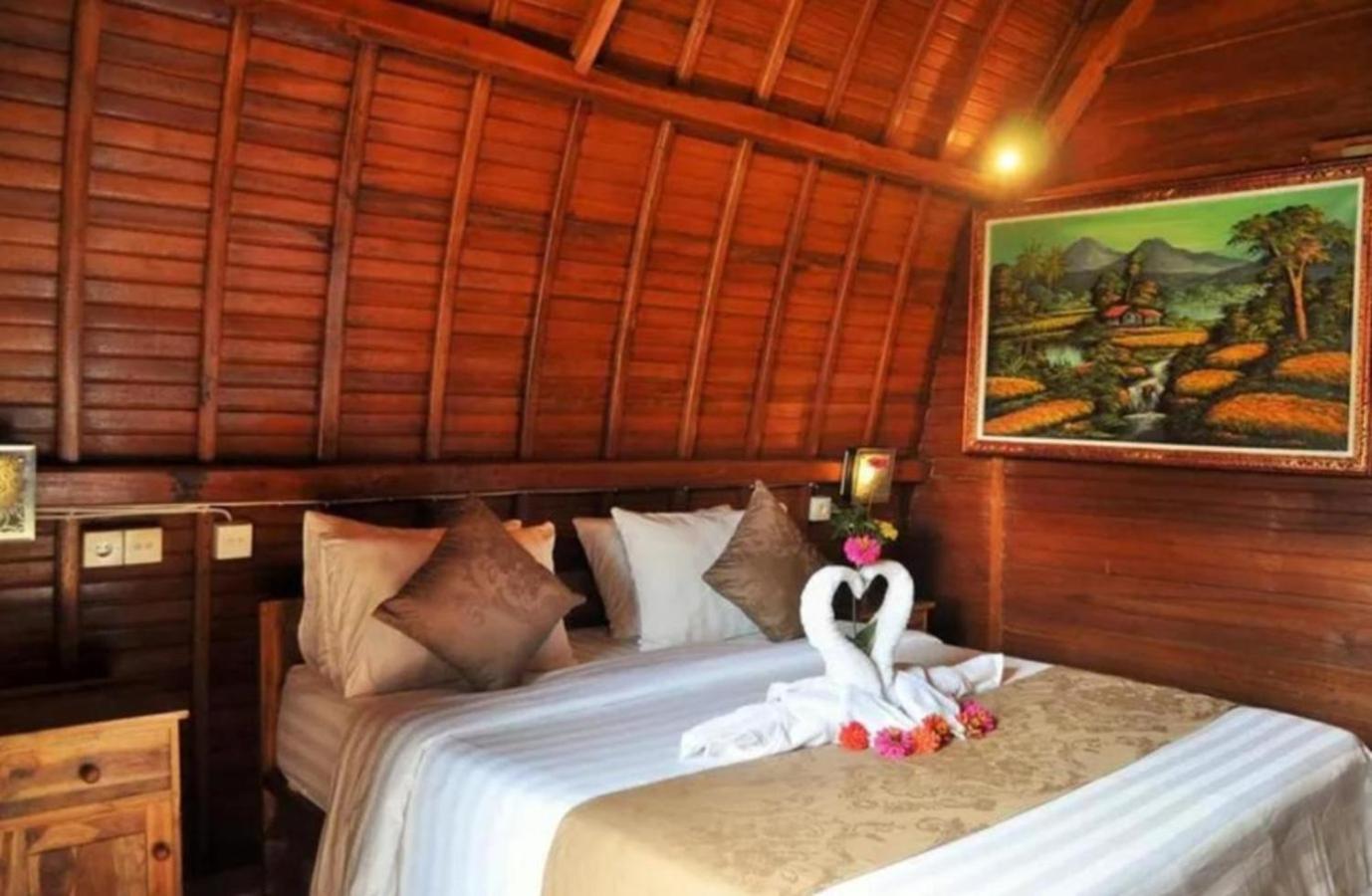 Deluxe Bungalow with Garden View - Photo 19