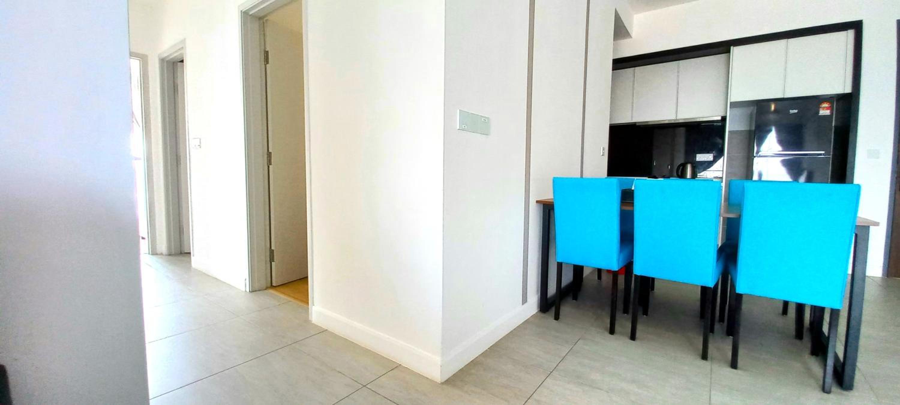 Three-Bedroom Apartment - Photo 12