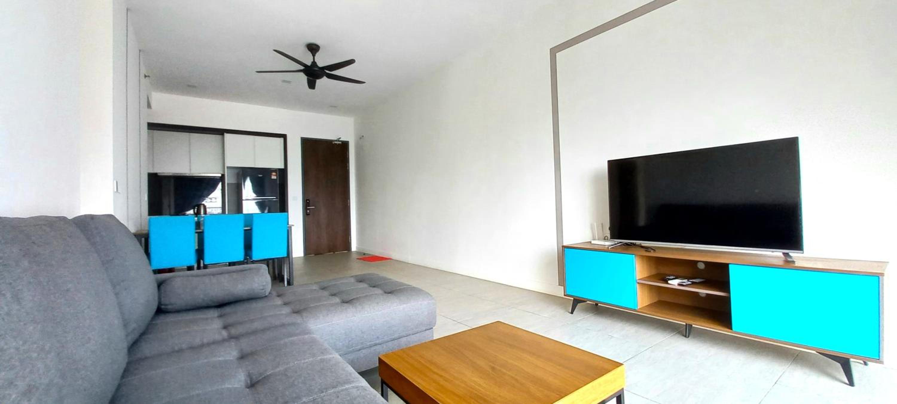 Three-Bedroom Apartment - Photo 10