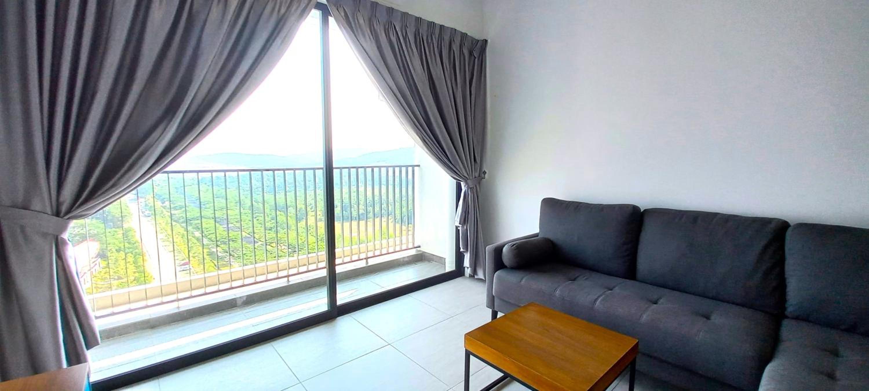 Three-Bedroom Apartment - Photo 8