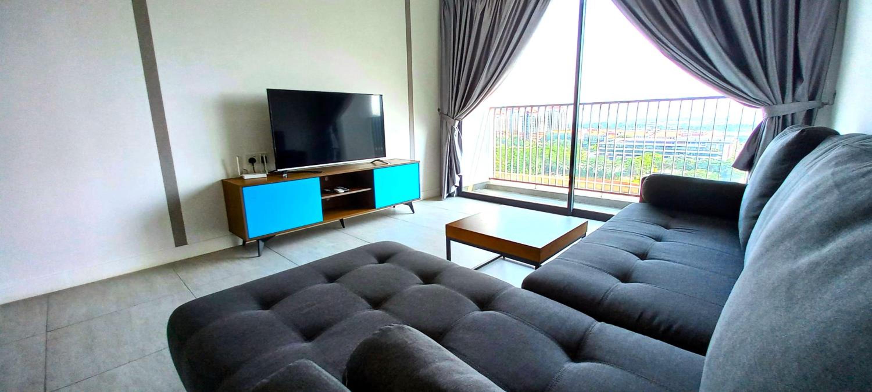 Three-Bedroom Apartment - Photo 16