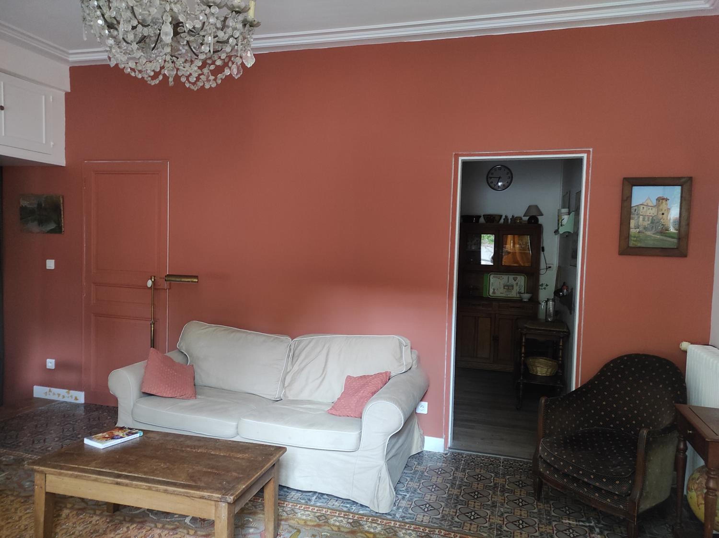 One-Bedroom Apartment - Photo 11