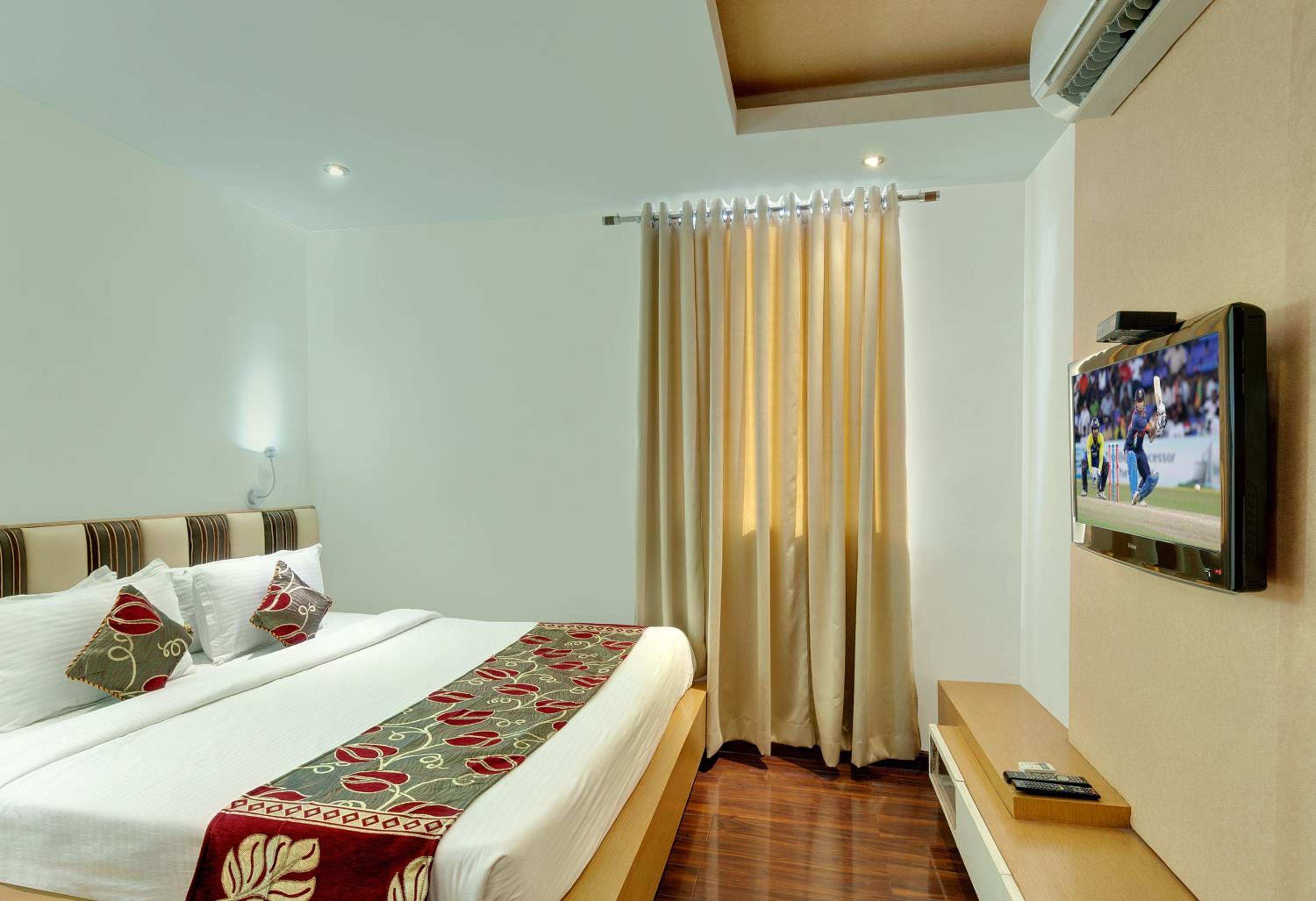 Club Suite - Photo 2