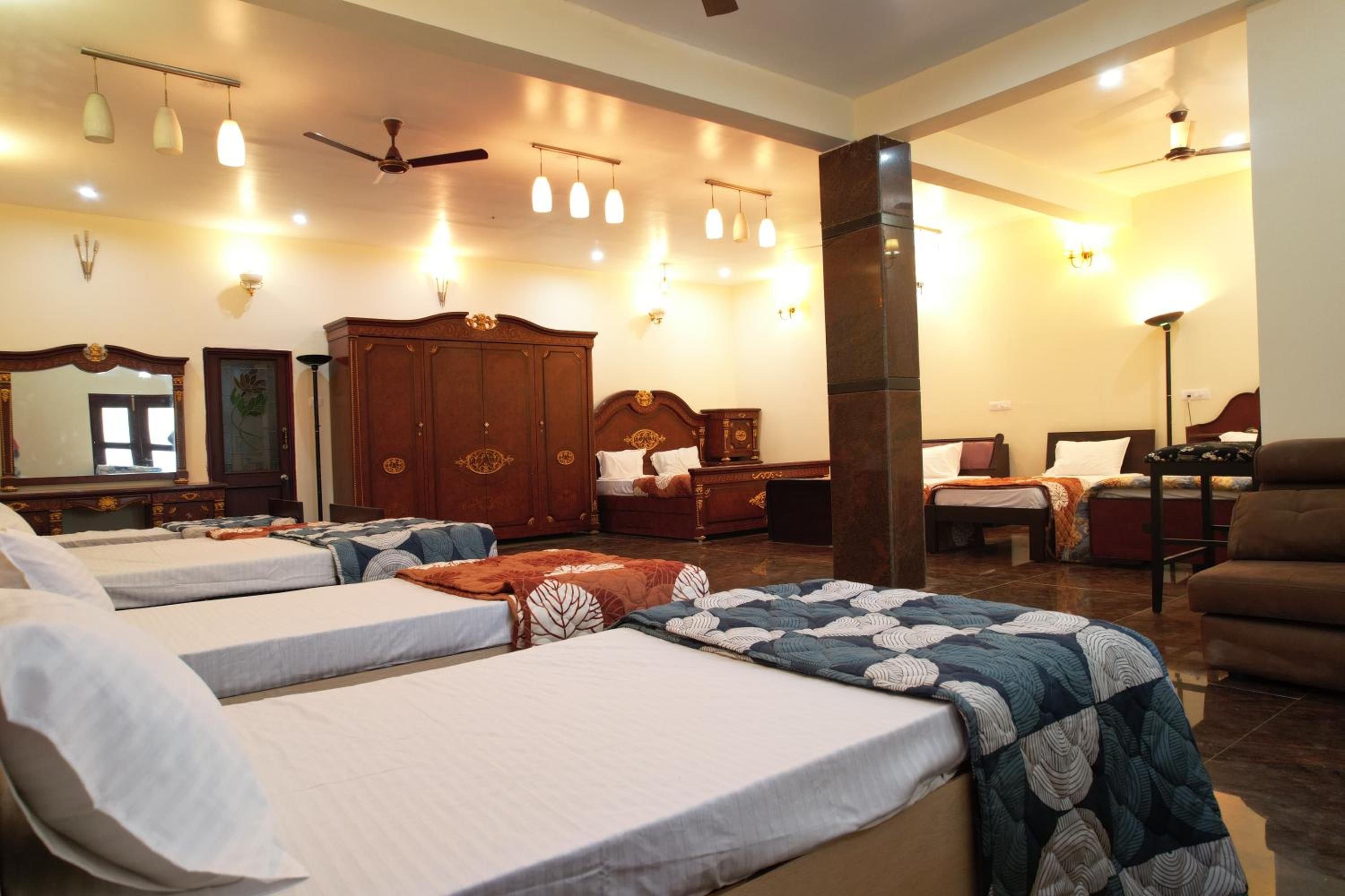 Mixed Dormitory Room