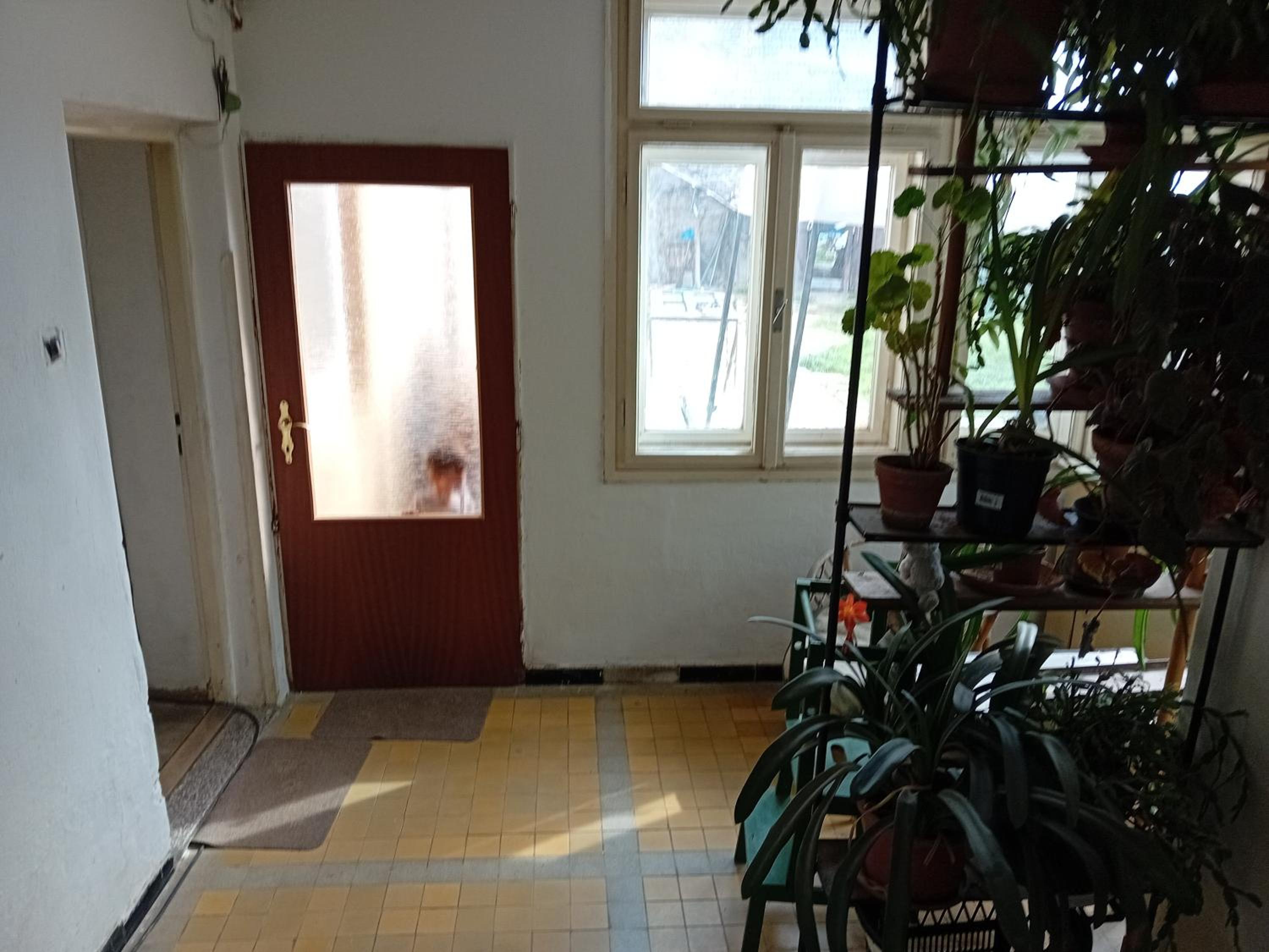 One-Bedroom Apartment - Photo 29