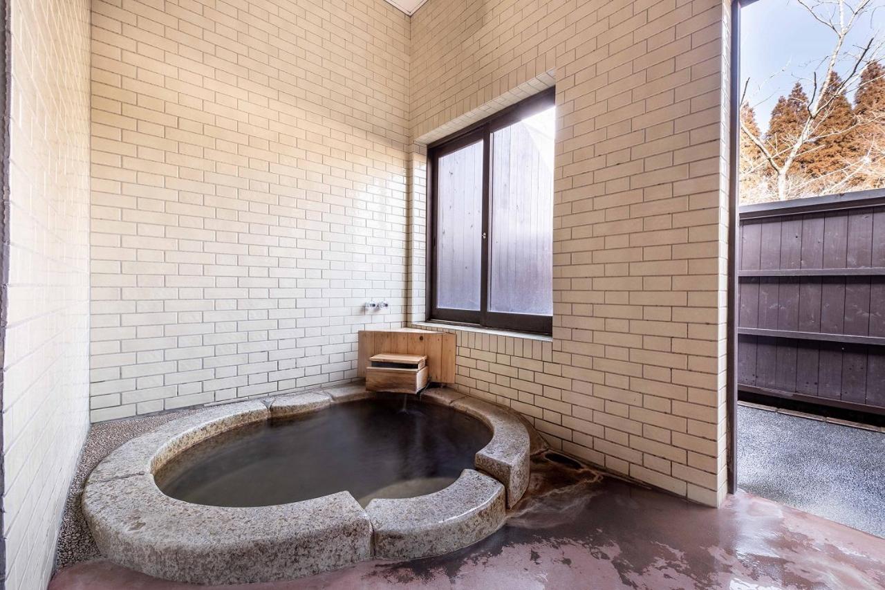 Double Room with Open-Air Bath and Indoor Bath (26㎡) - Photo 4