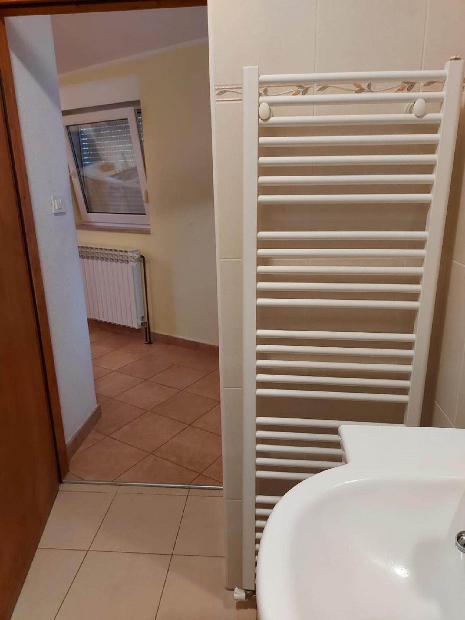 One Bedroom Apartment with Balcony and Sea View - Photo 29