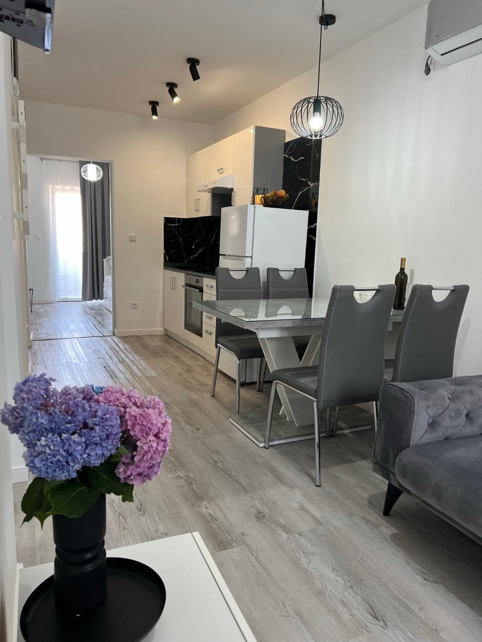 Standard Apartment photo 2