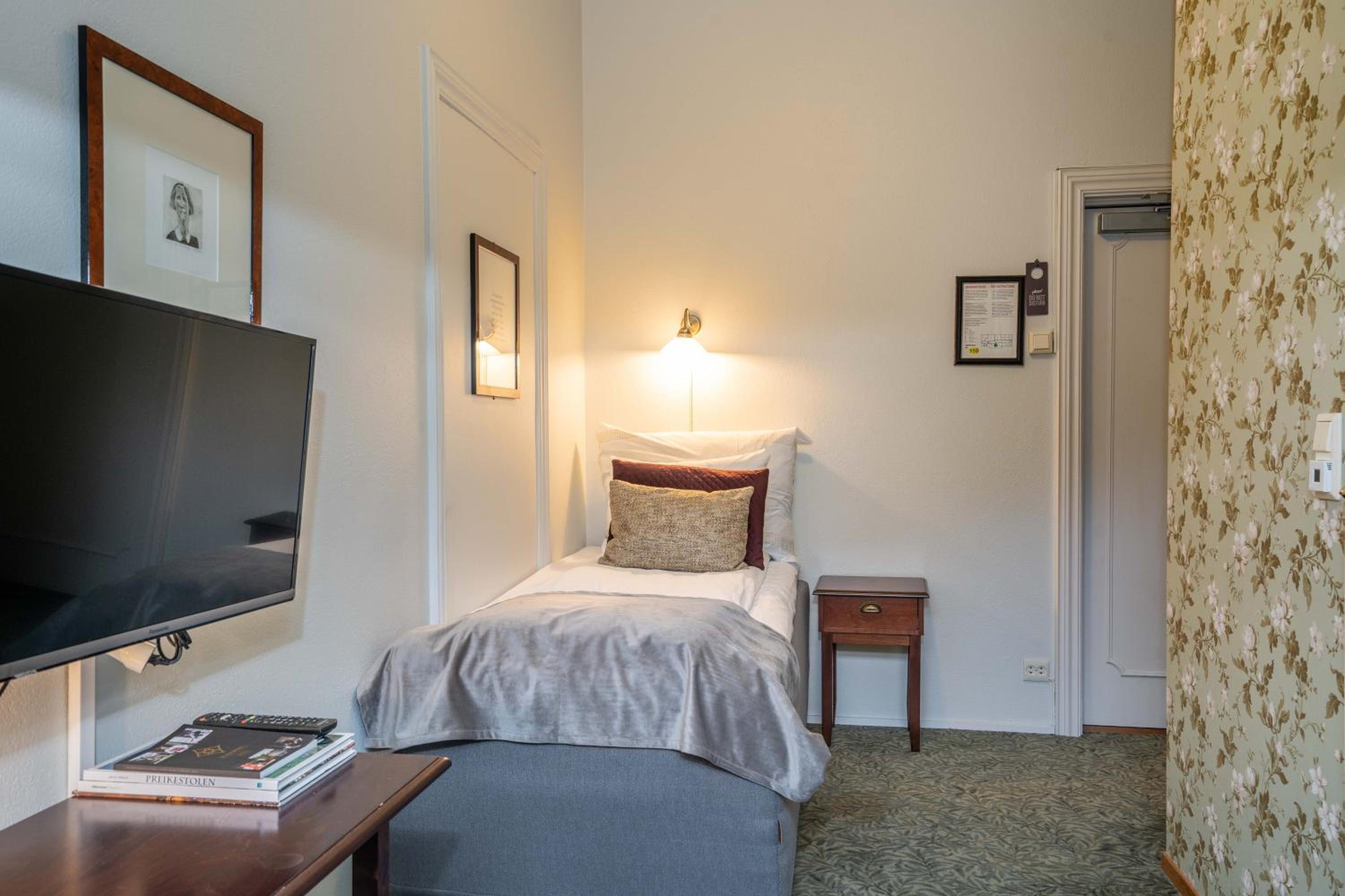 Single Room photo 1