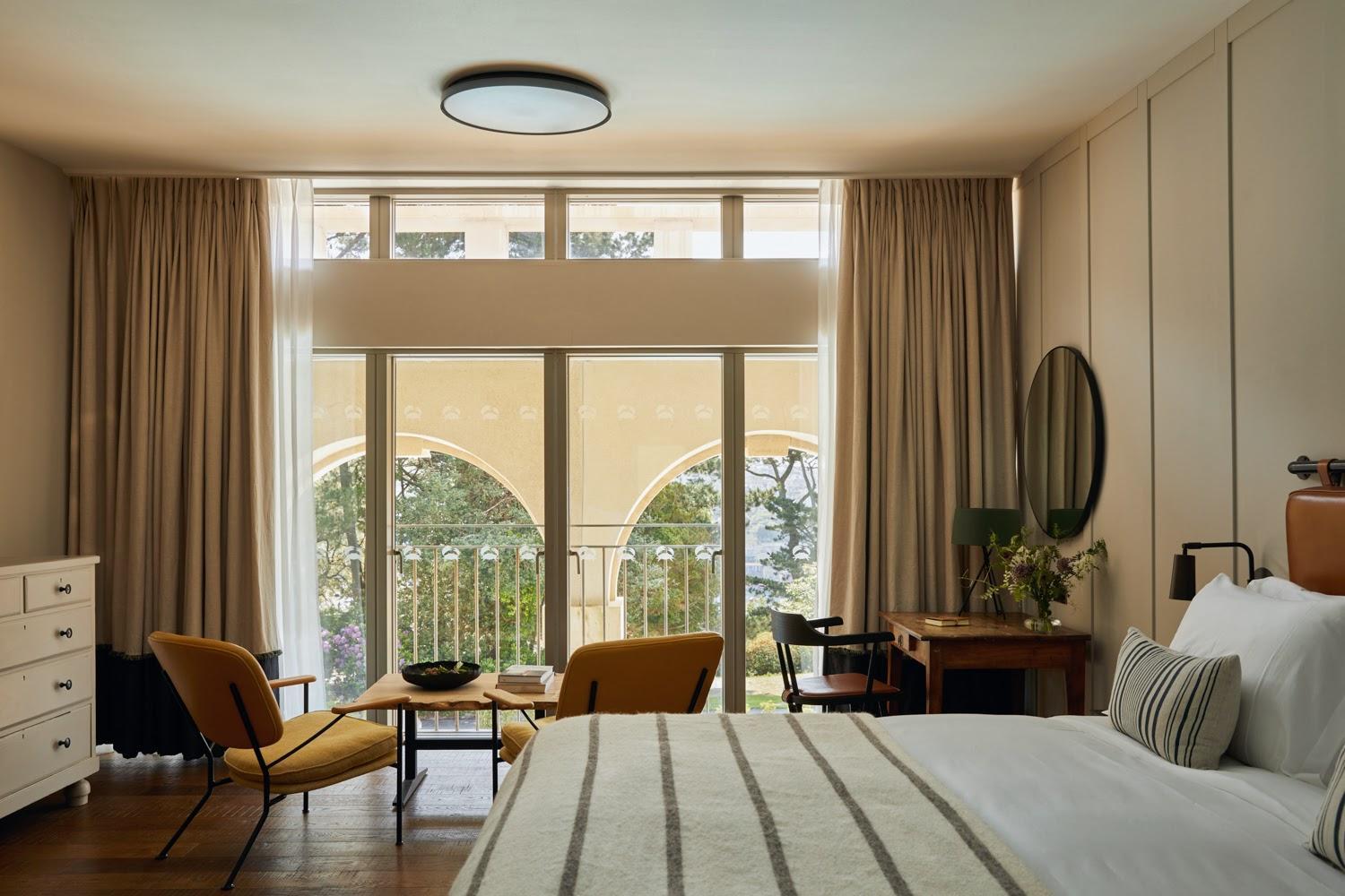 Deluxe Double or Twin Room with Pool View