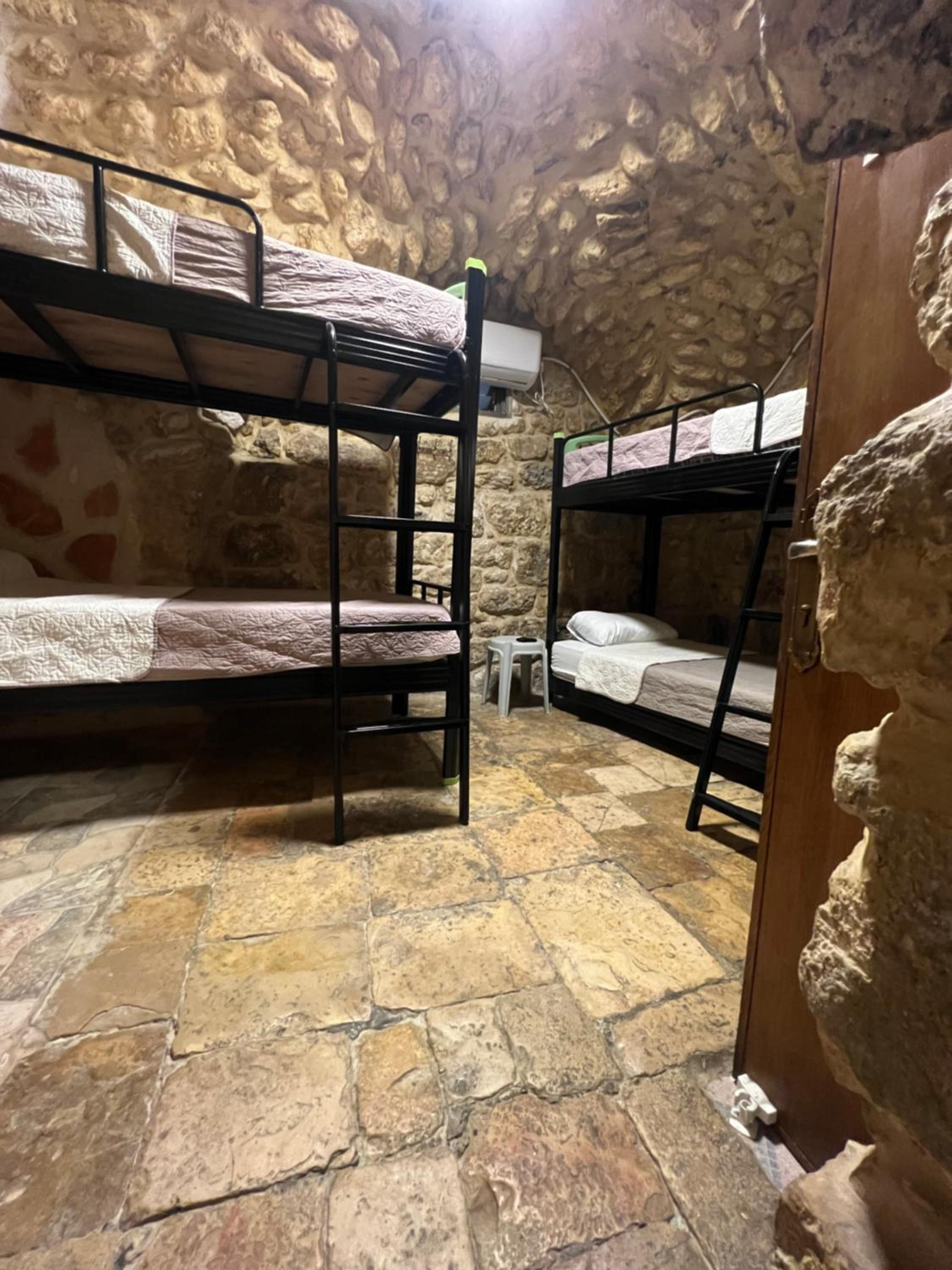 Bed in 4-Bed Male Dormitory Room photo 1